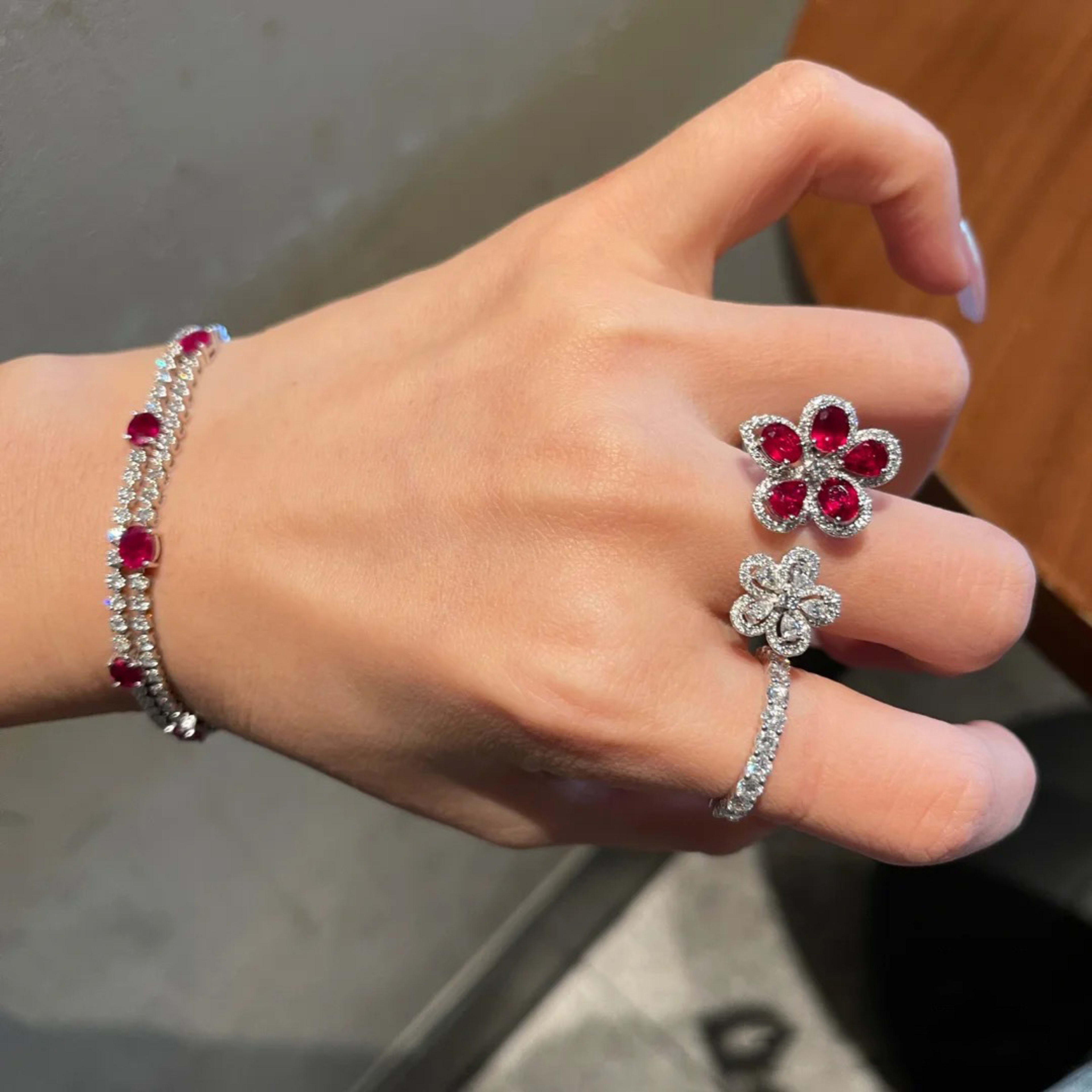Colorful Bright Crimson Gemstone Flower Grape Purple Zircon Shining Diamond Flower Ring 2