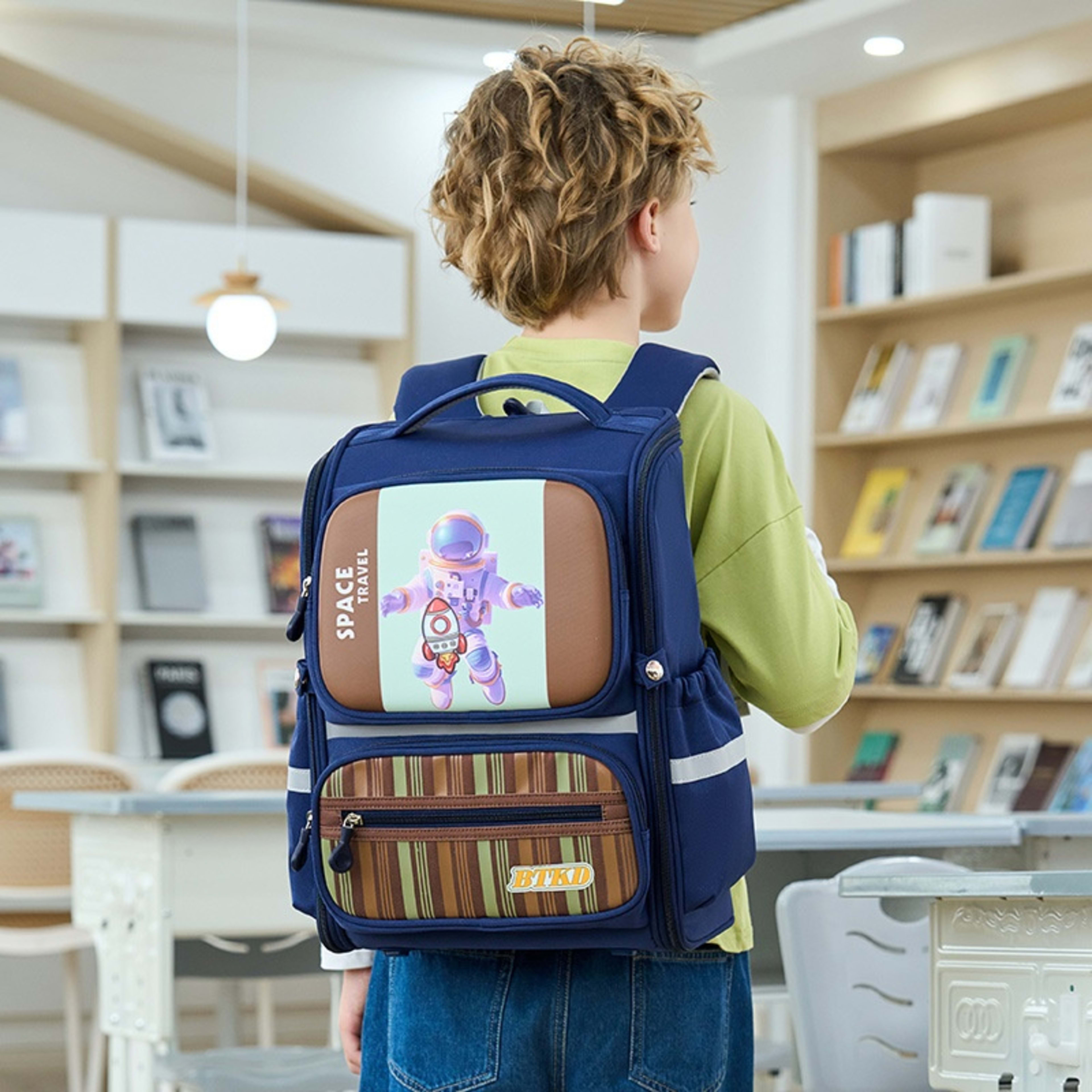 Astronaut Bag Schoolbag Burden Reduction Boys And Girls Large Capacity 2
