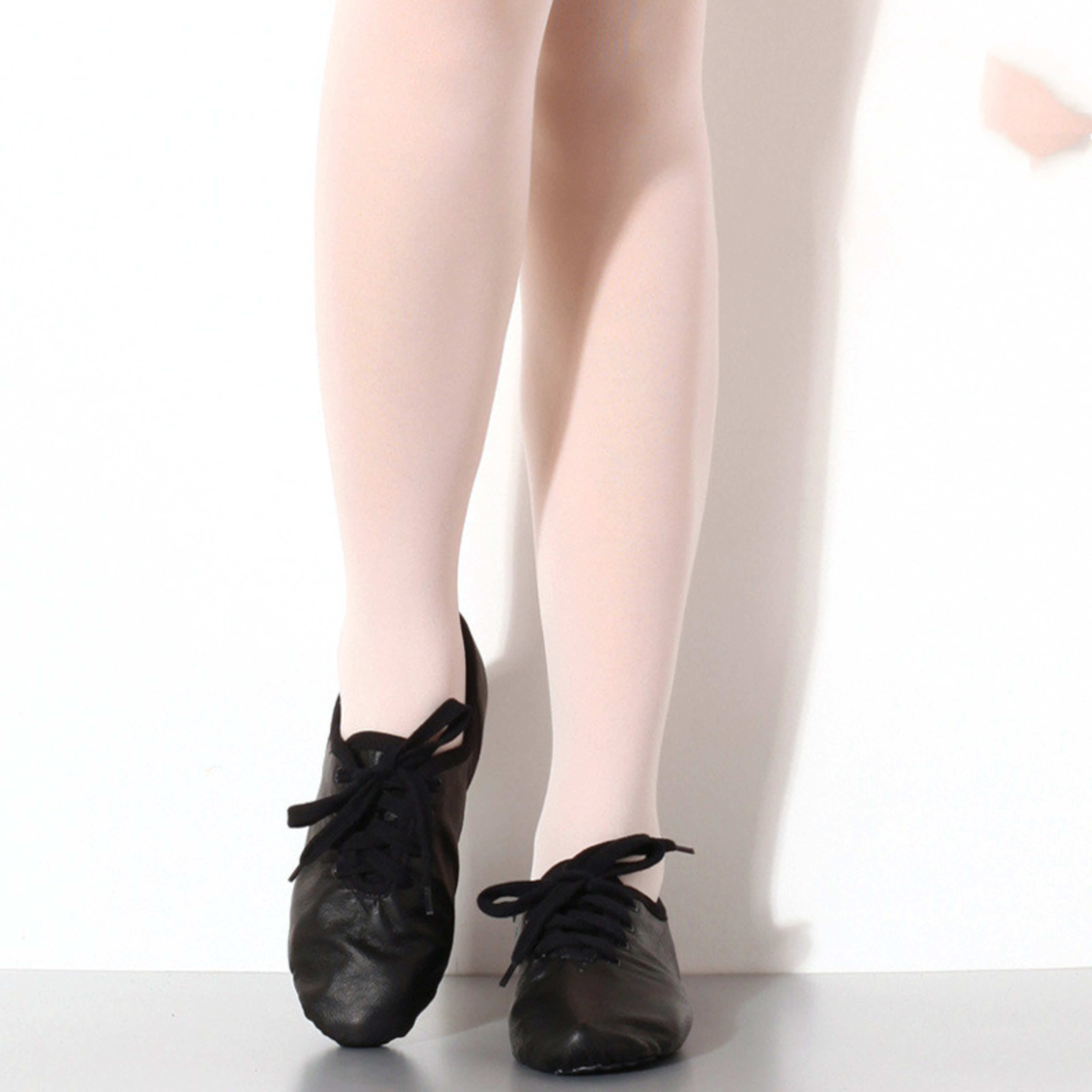 Leather Soft Bottom Practice Folk Dancing Shoes 2
