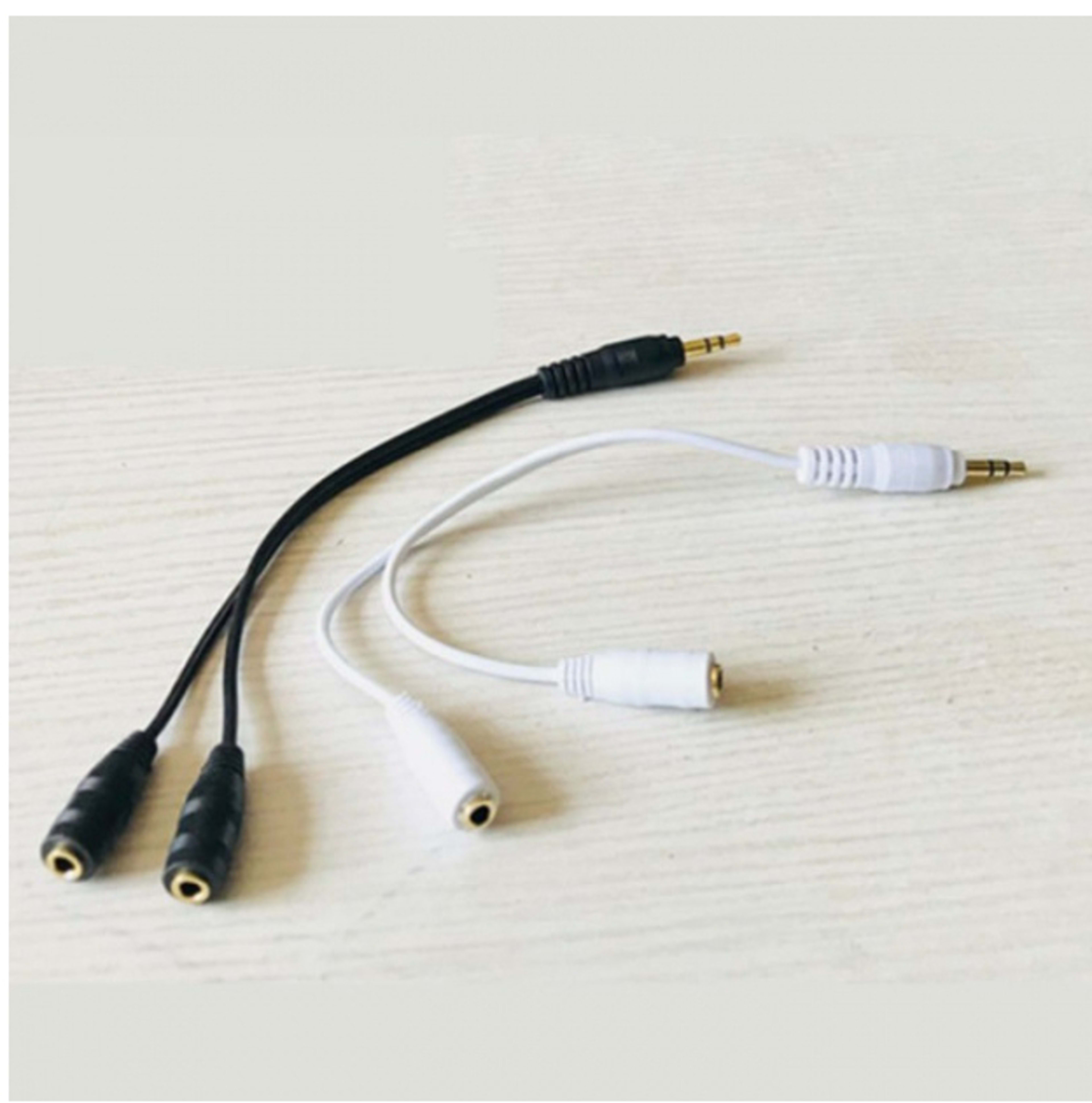 Gilded One-to-two Headphone Audio Cable Adapter 1