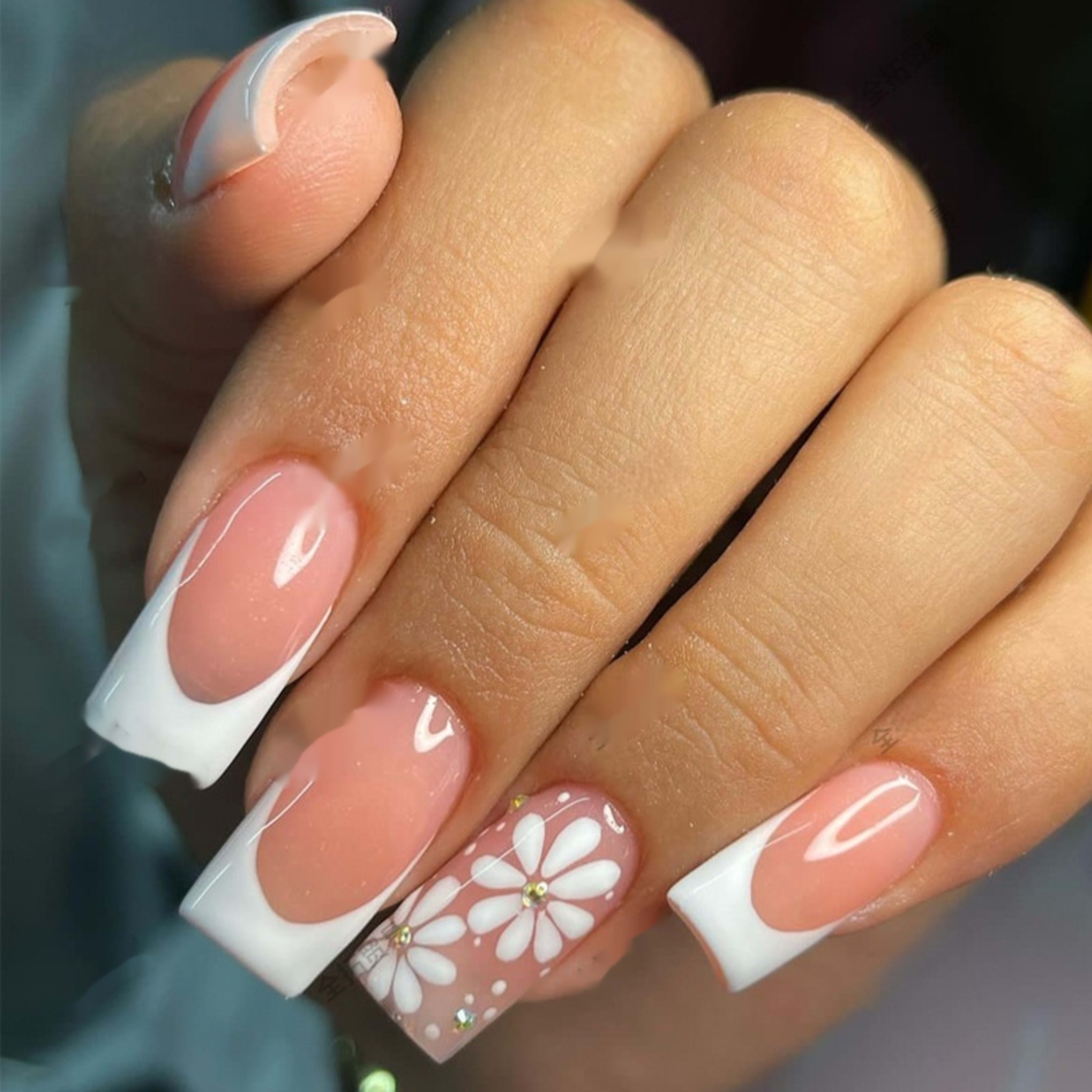 Instagram-style Ombre Nail Wraps For A Chic Polished Look 17