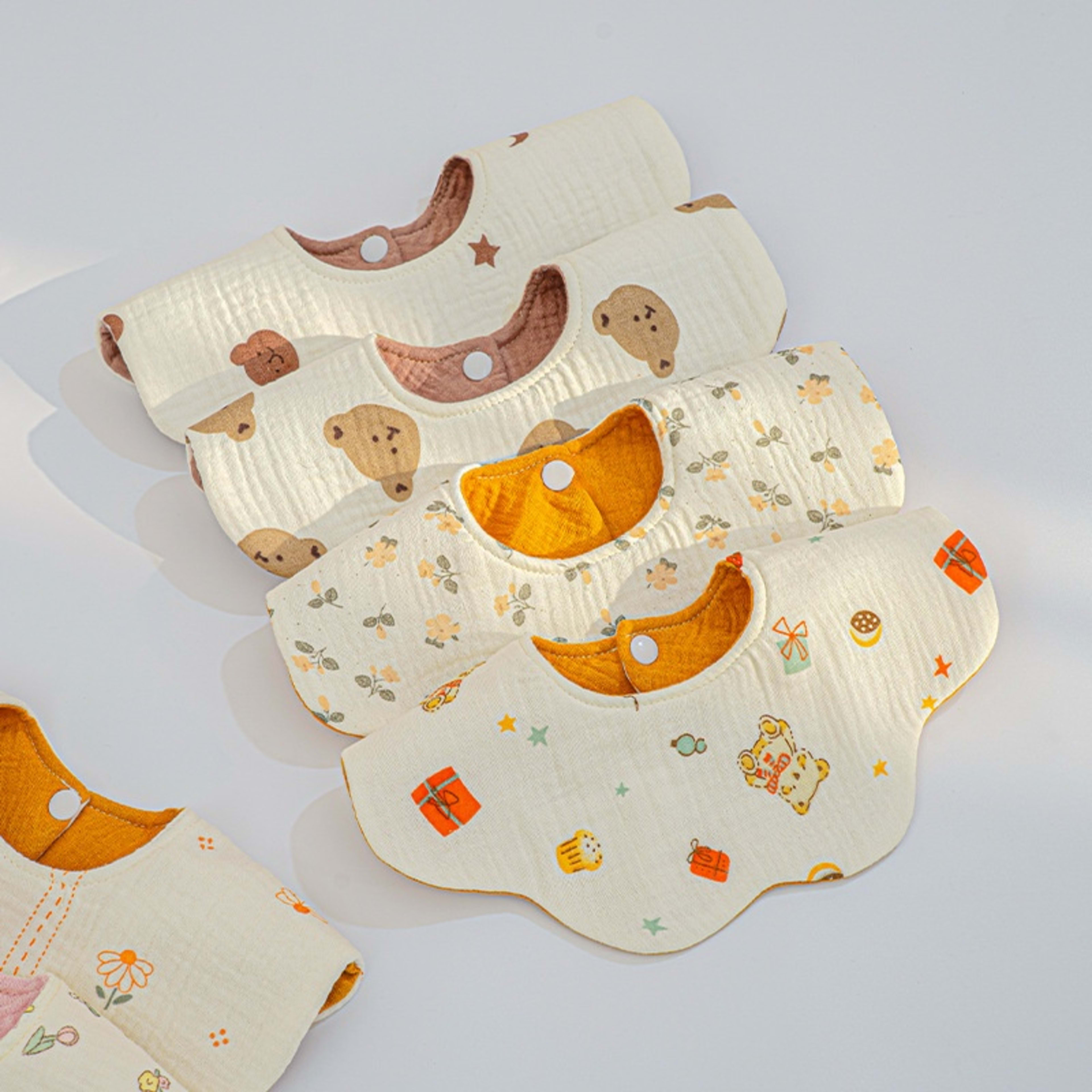 Cotton Highly Absorbent Leak-proof For Feeding Babies And Toddlers Petal-shaped Bib 5
