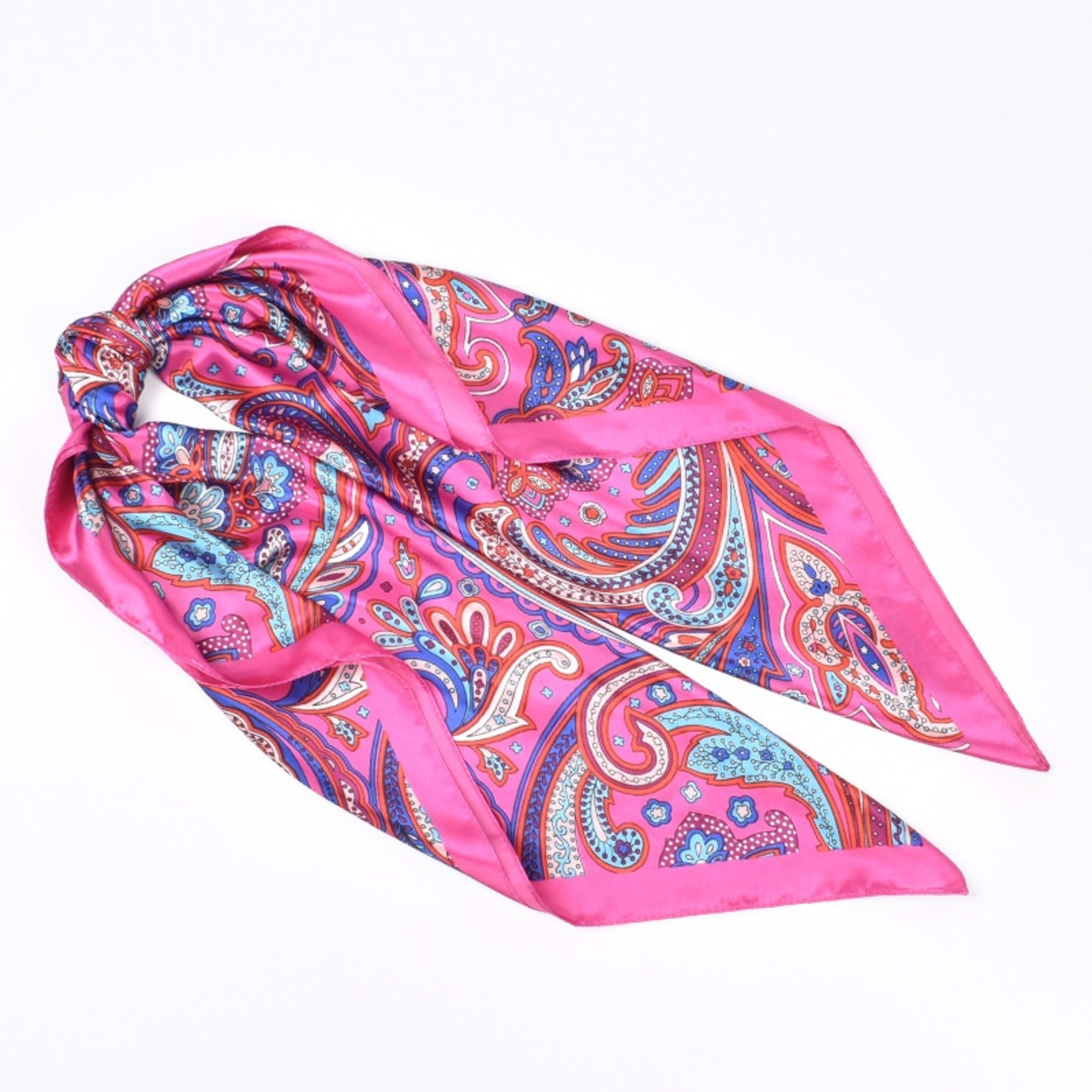 Fashionable And Elegant Scarf For Women 5