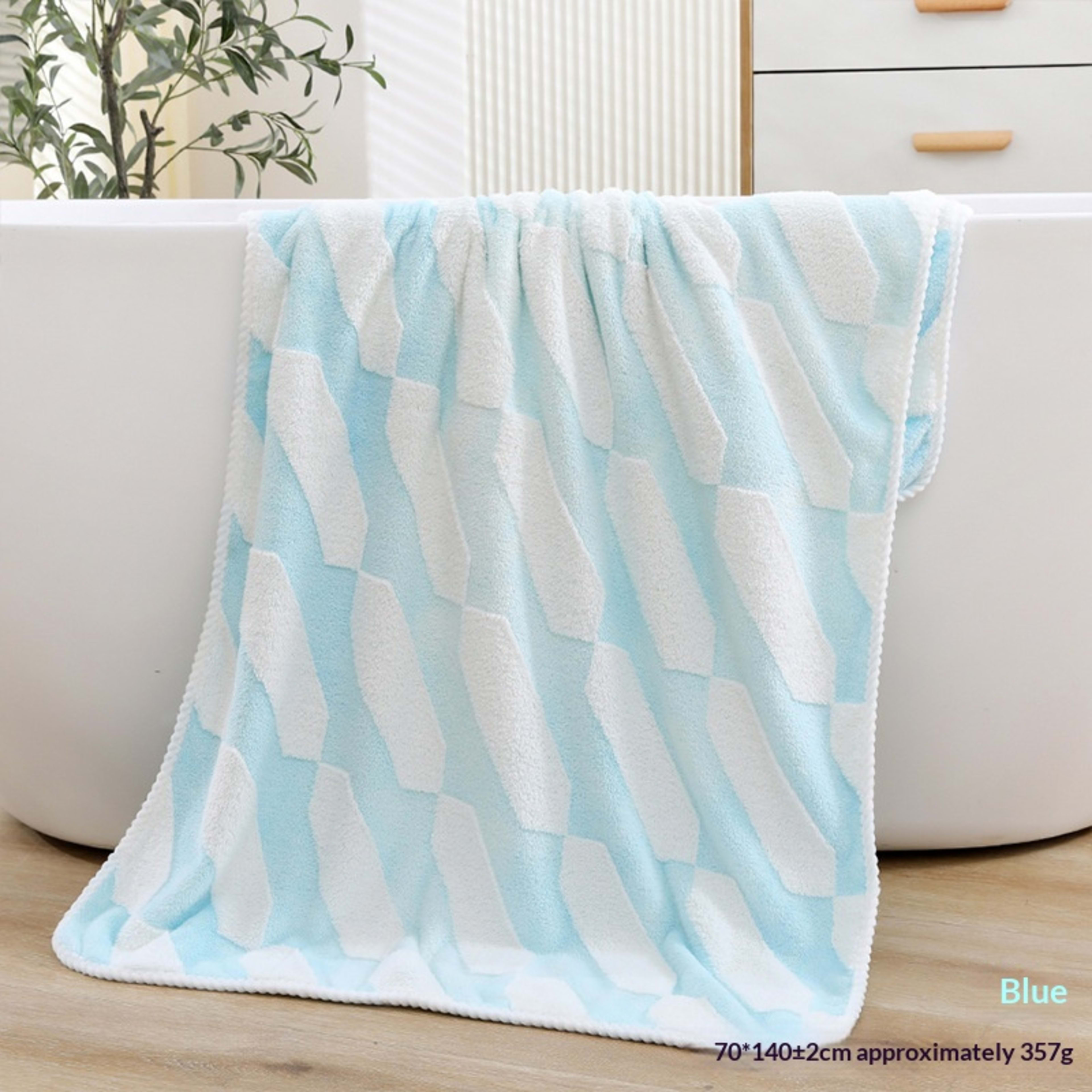 Absorbent Home-Use New Jacquard Coral Fleece Towel 38