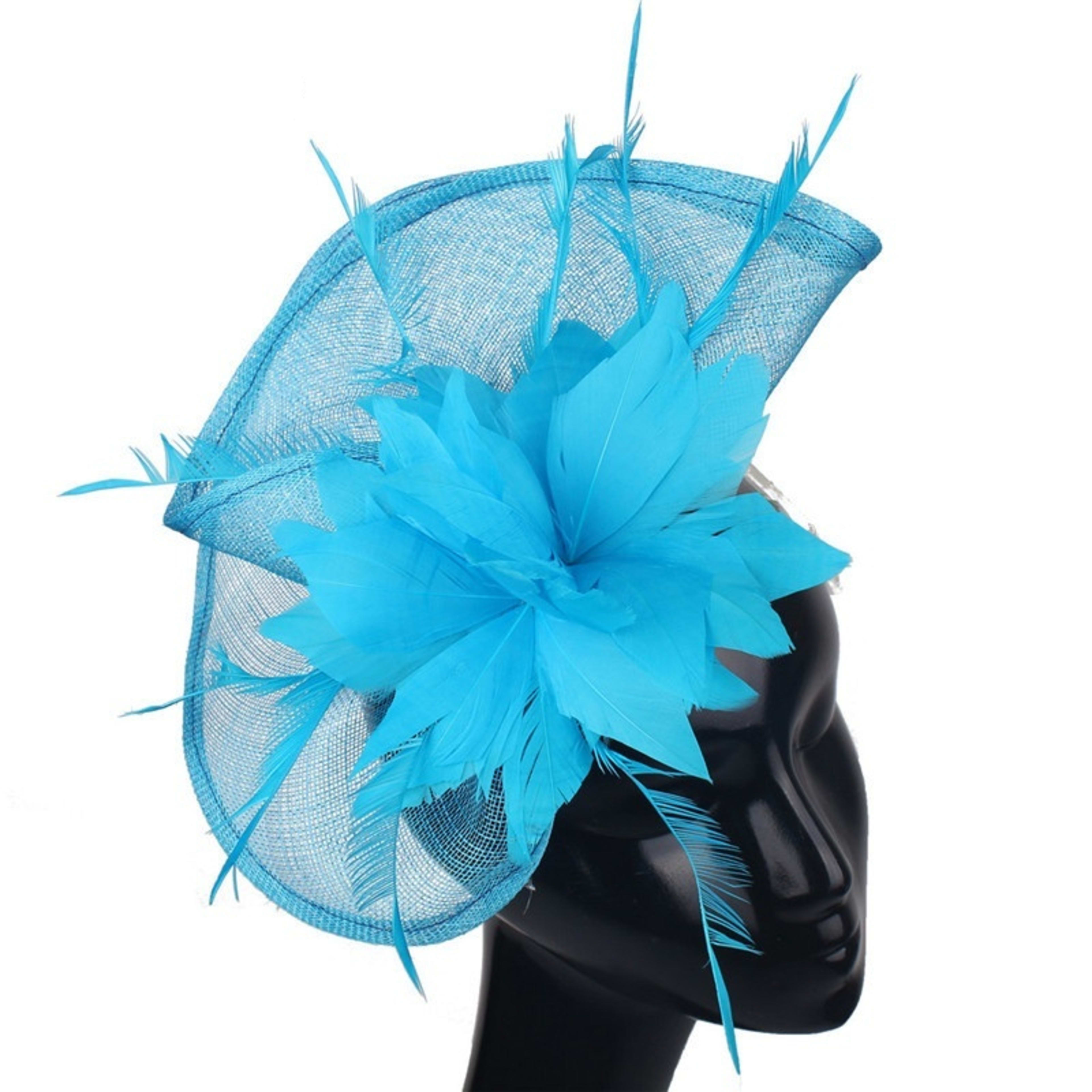 Fan-shaped Handcrafted Linen Headpiece 6