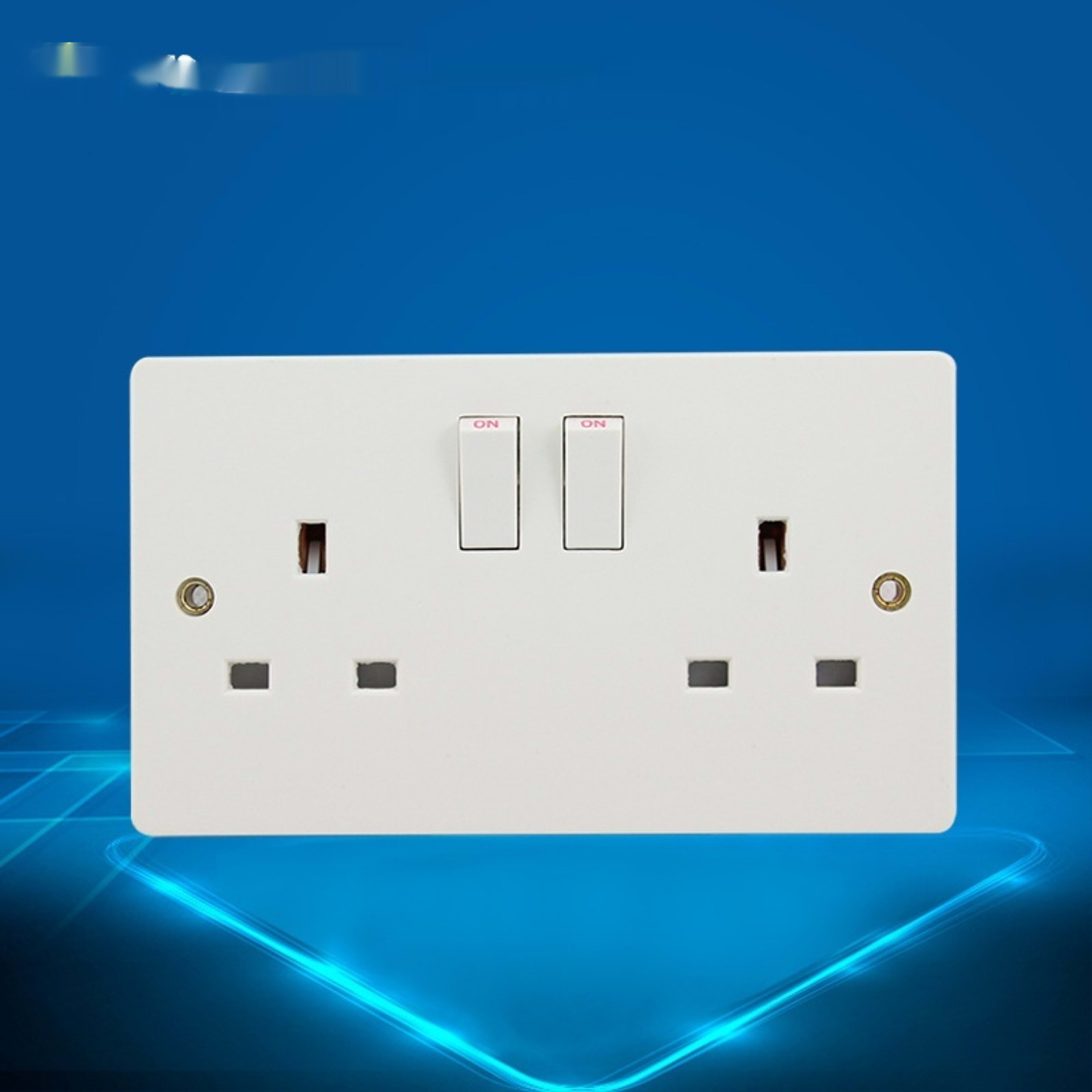 Double-gang Two-way British-standard Wall Power Socket With 5