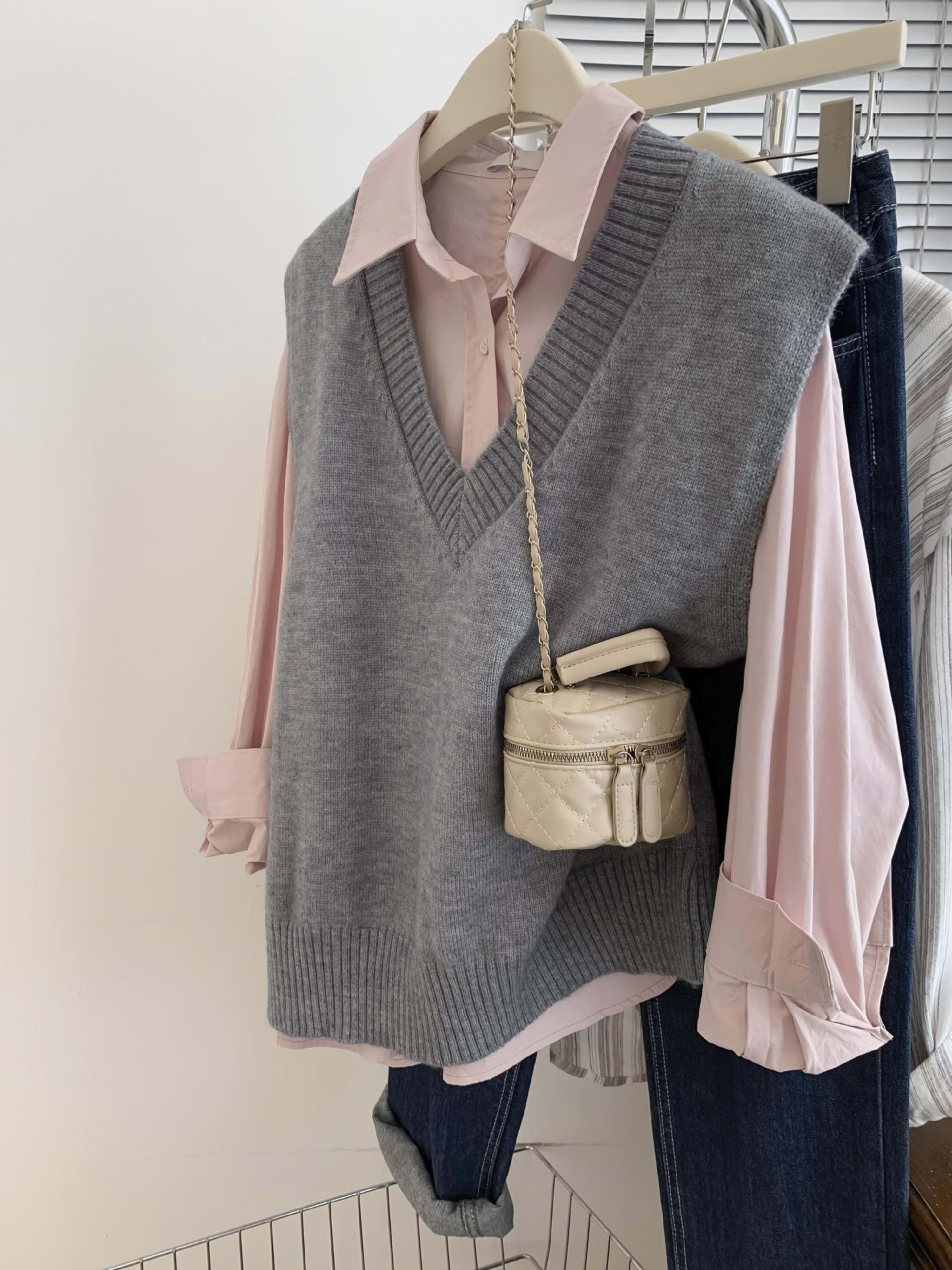 Non-Pilling Knitted Vest 6