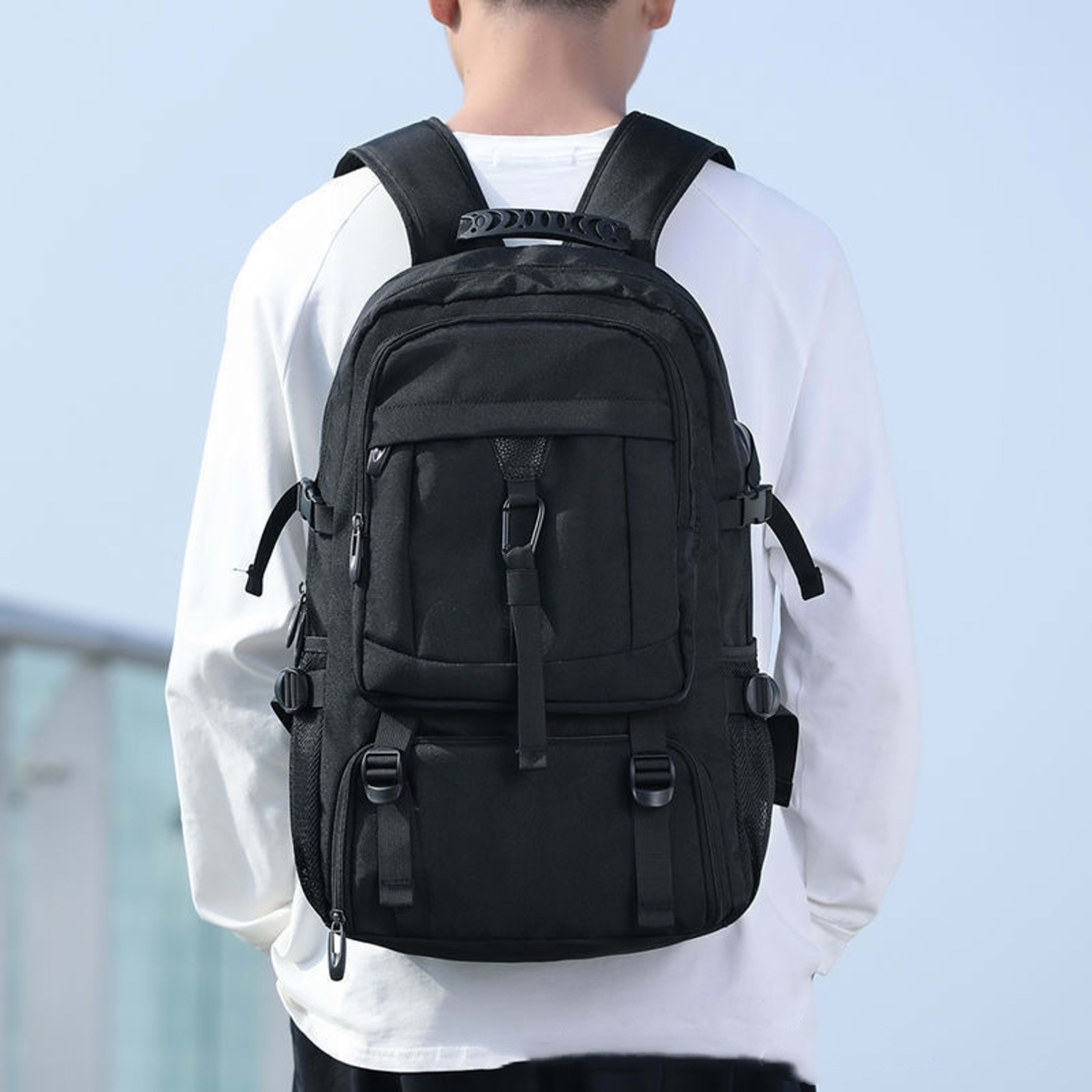 Large-Capacity Mens Casual Sports-Style Outdoor Backpack 2