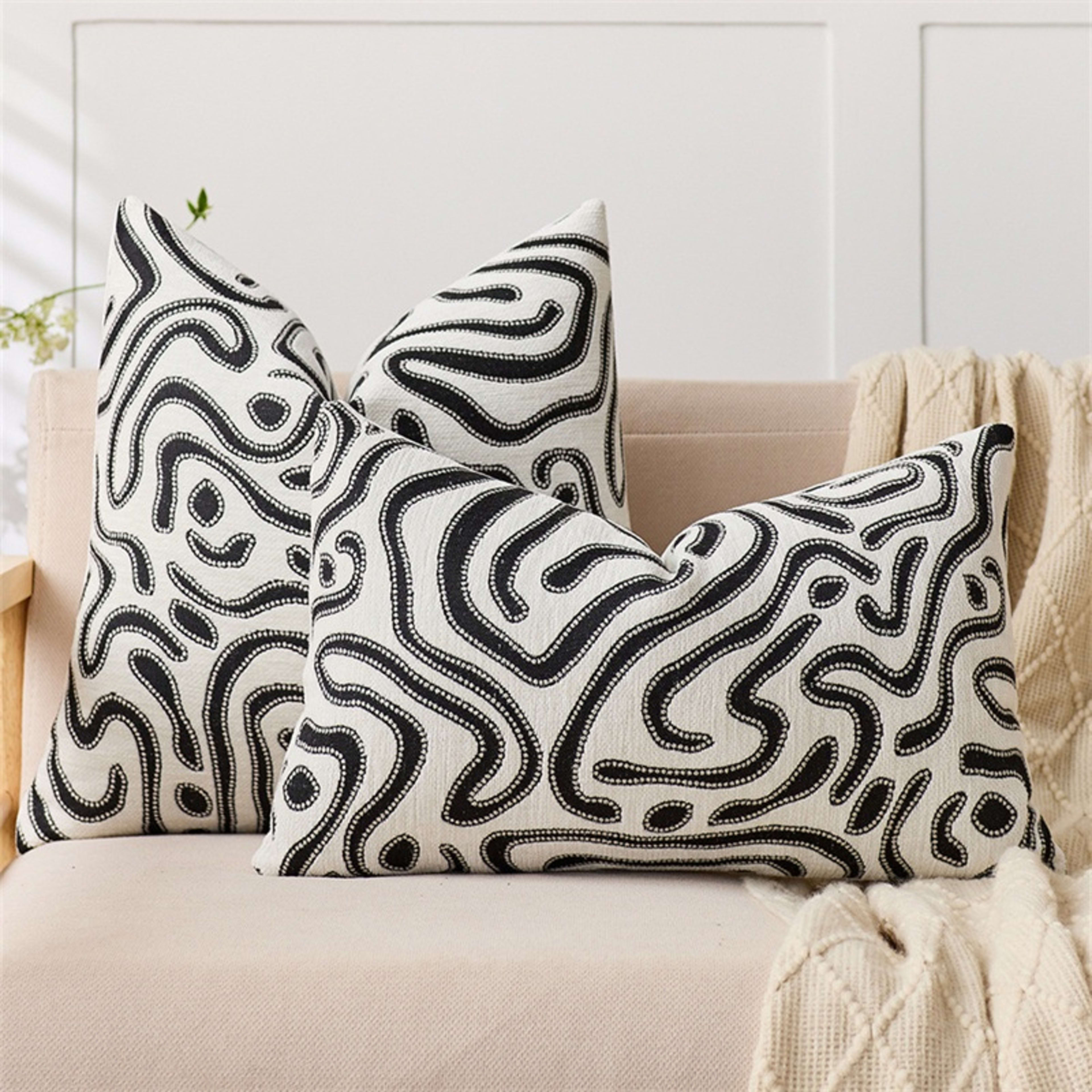New Light Luxury Ins Style Sofa Pillow 2