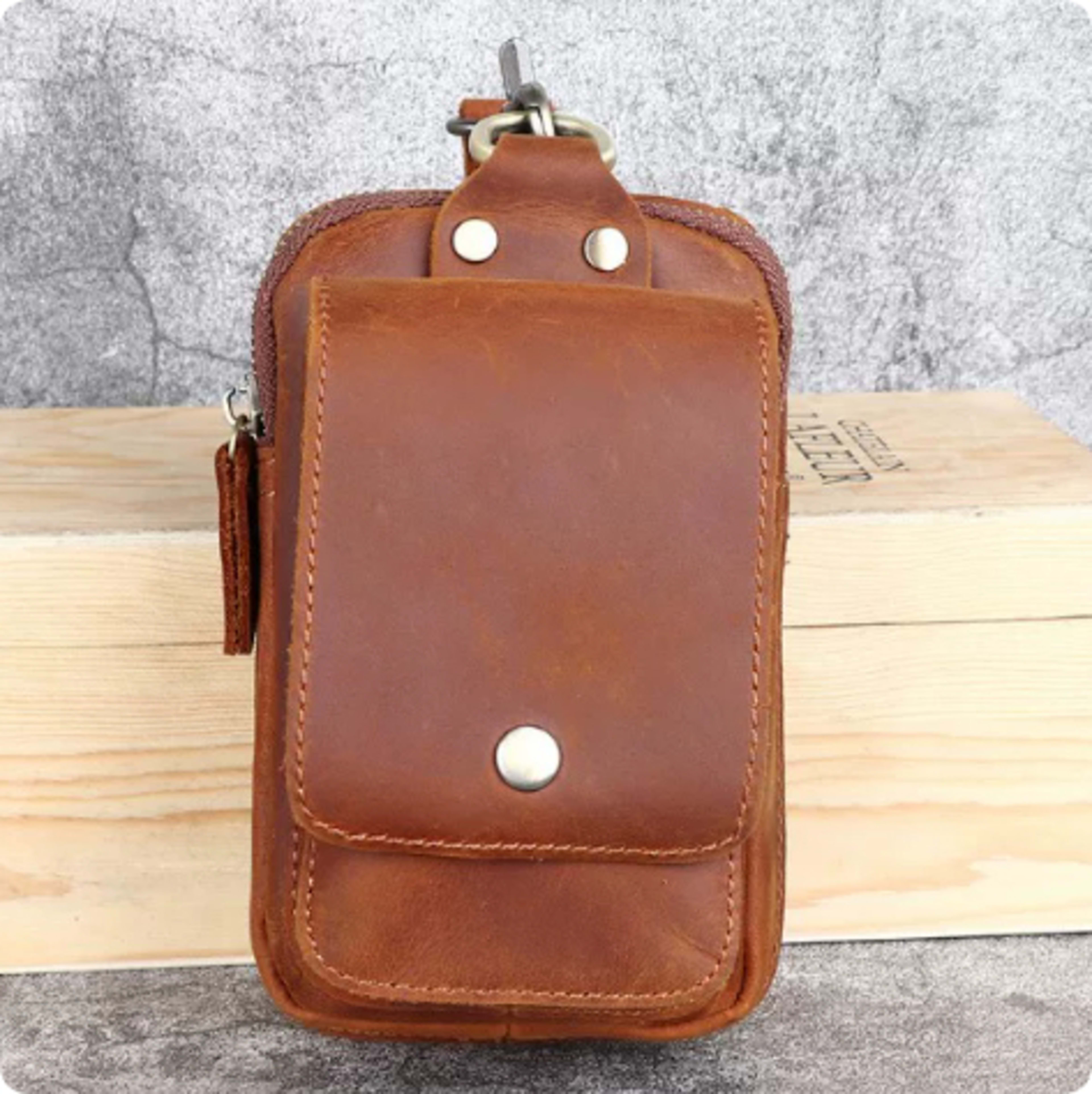 Retro Top Layer Cowhide Phone Bag, Crazy Horse Leather Men's Belt Waist Bag 3