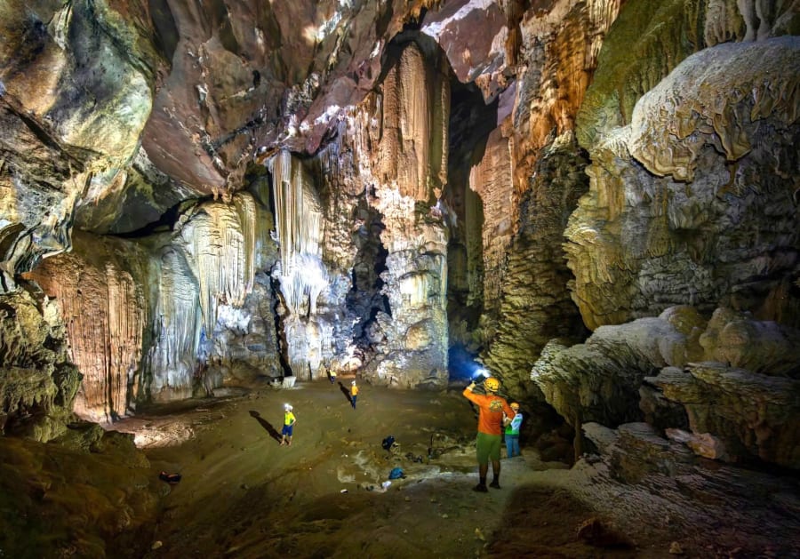 Hang động mới được đặt tên là hang Thắng (Victory Cave) - Ảnh: T.Đ