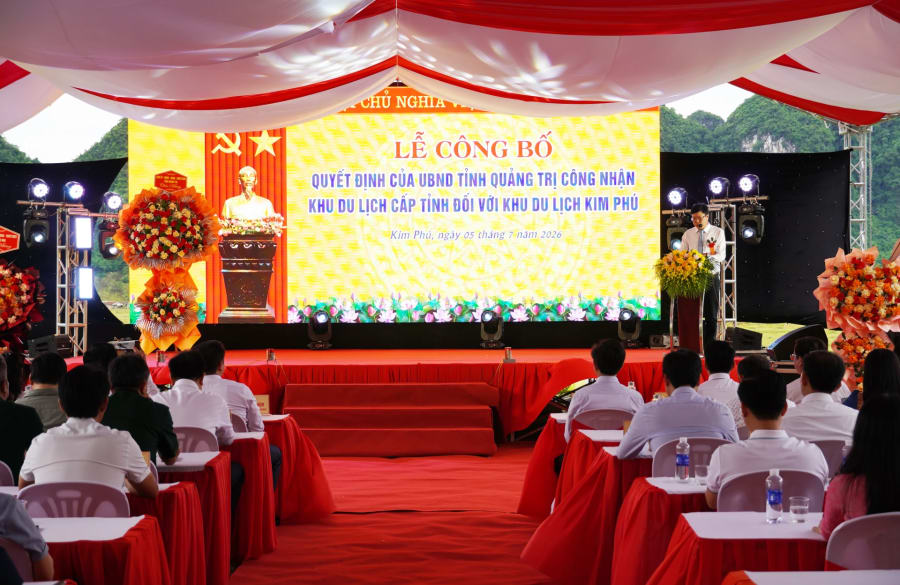 Toàn cảnh lễ công bố - Ảnh: X.P