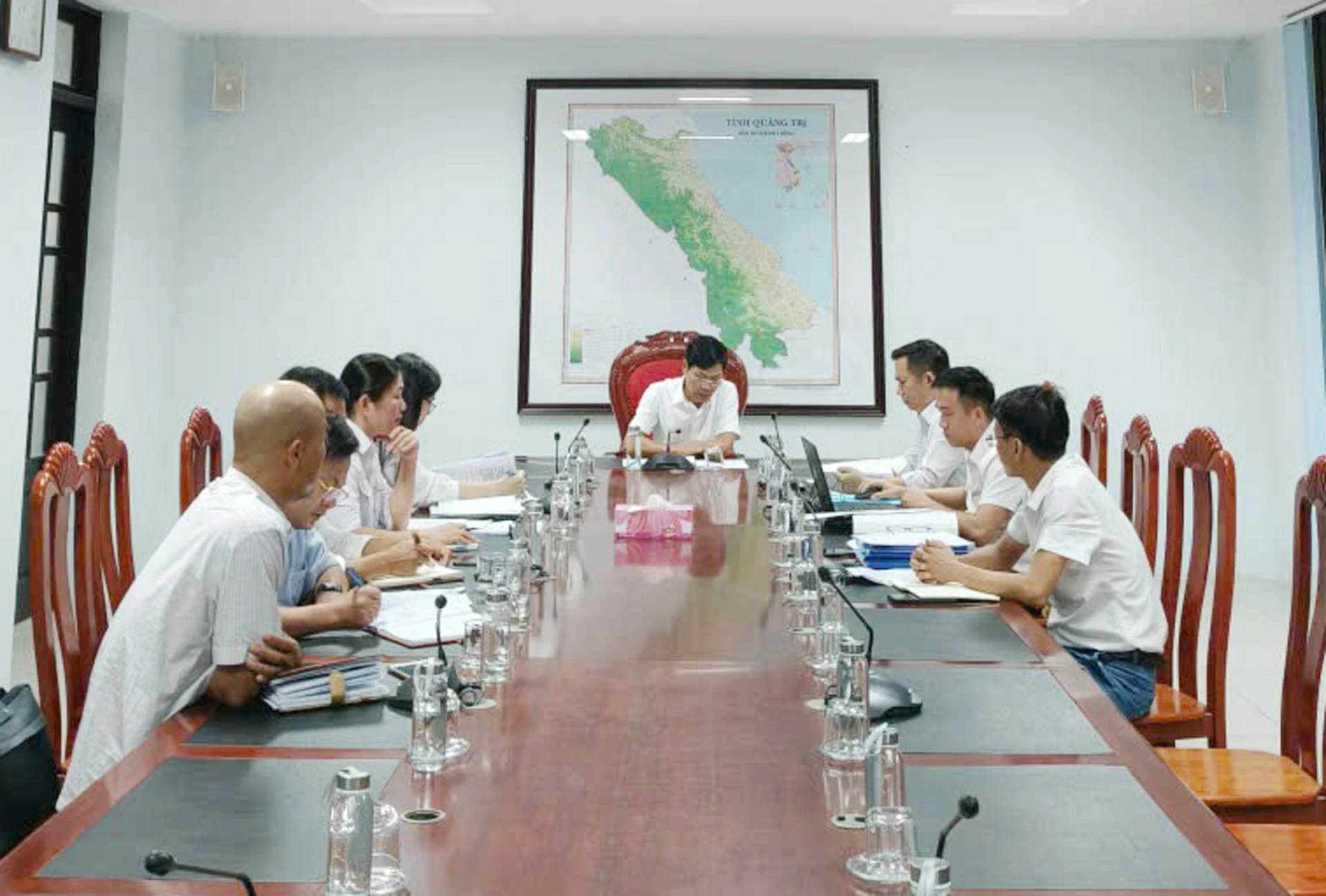 Sở Nông nghiệp-Môi trường và các cơ quan liên quan làm việc với Công ty TNHH Chăn nuôi Bình Chi Nam Hưng.