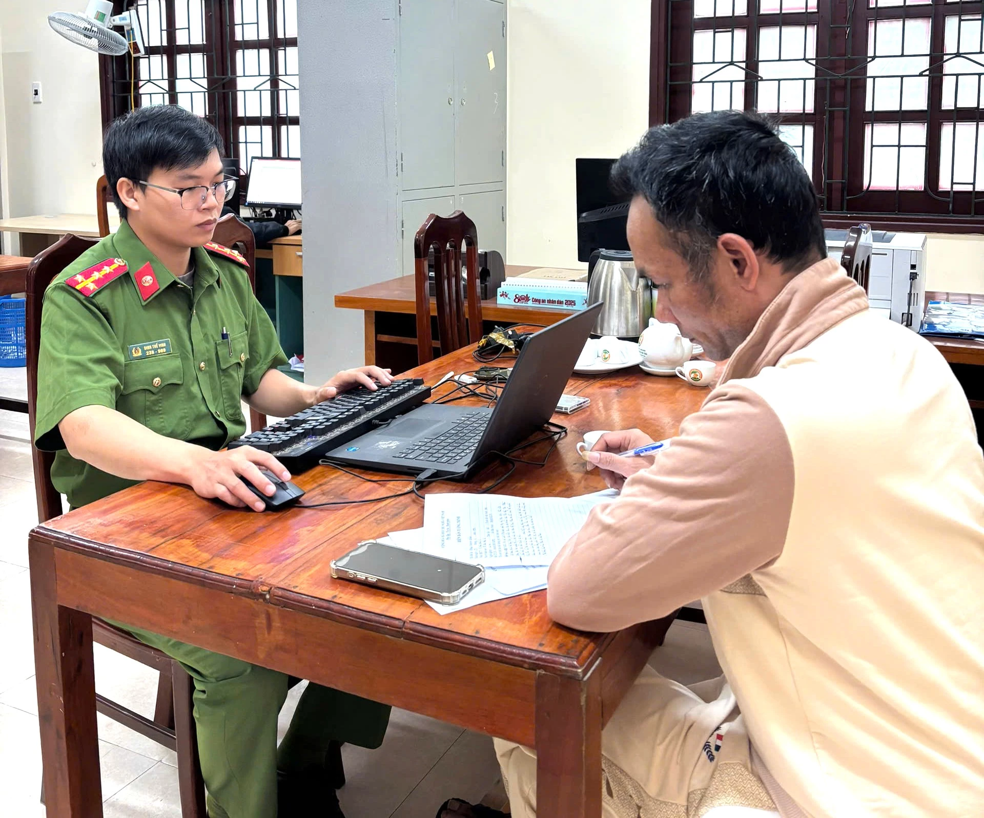 Ông Đinh Thanh Bình đã nhận thức rõ hành vi sai trái của mình, tự nguyện gỡ bỏ bình luận vi phạm - Ảnh: T.Đ