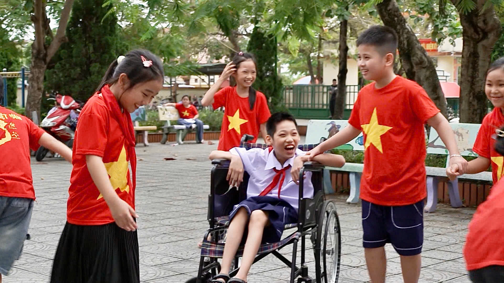 Nhà Kế Hoạch Nhỏ: Tác Động Lớn, Bắt Đầu Từ Điều Bé Nhỏ 'Ngôi nhà kế hoạch nhỏ': Từ những điều nhỏ bé, làm nên điều tử tế