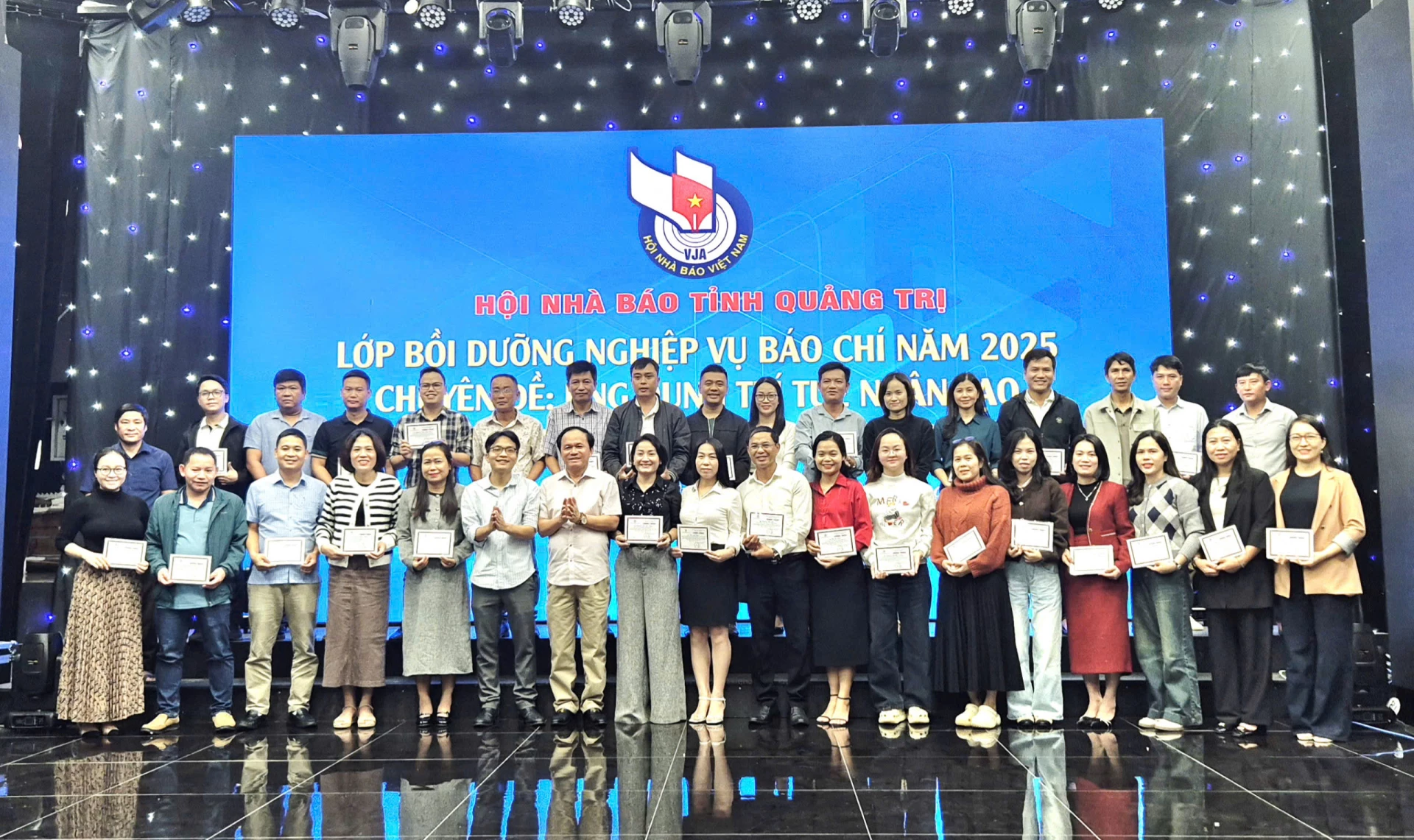 AI cho truyền hình: Đột phá sản xuất, làm chủ tương lai báo chí. Bồi dưỡng nghiệp vụ báo chí về ứng dụng trí tuệ nhân tạo trong sản xuất sản phẩm truyền hình