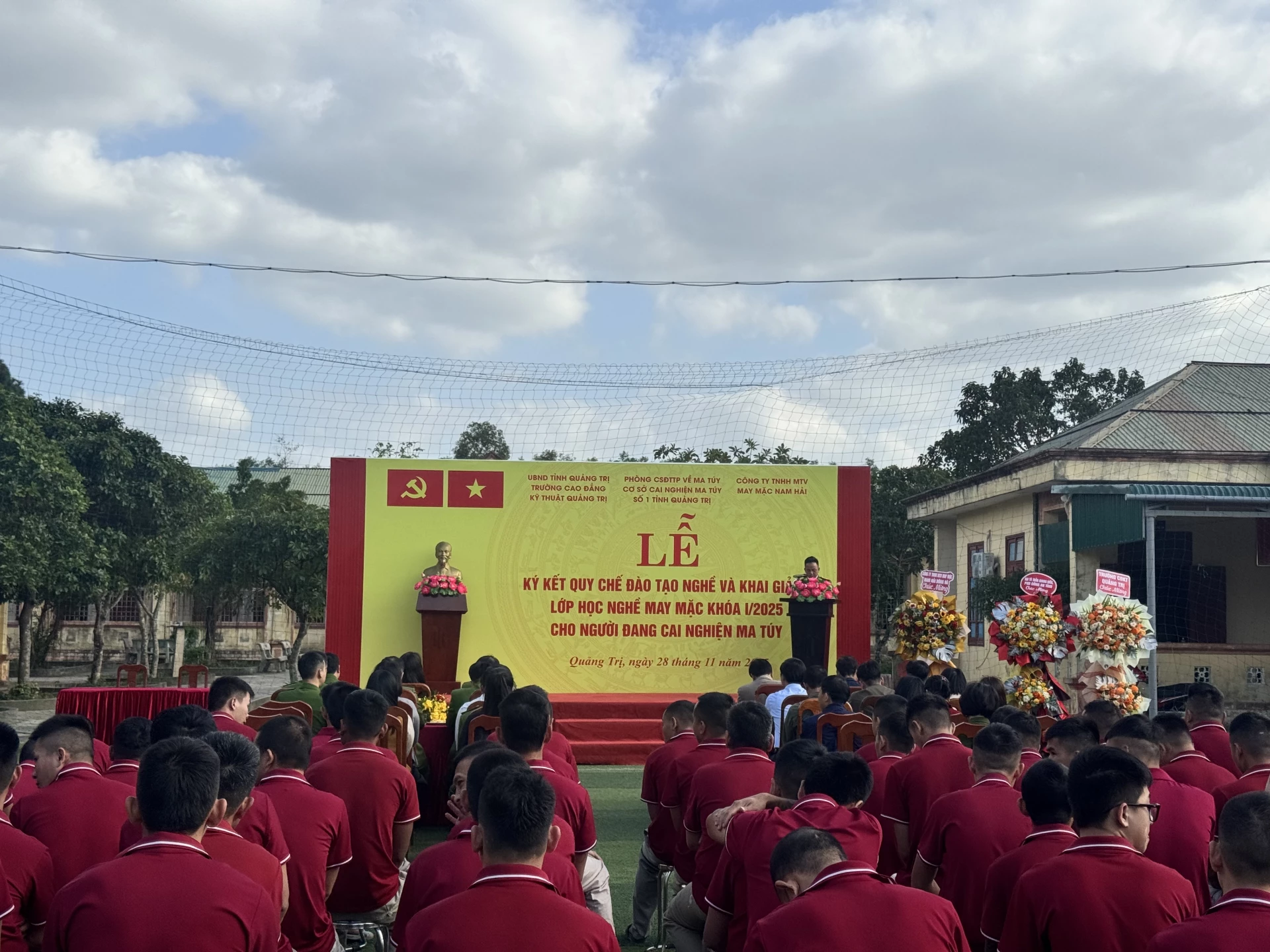 Đào tạo nghề may cho 35 học viên cai nghiện ma túy