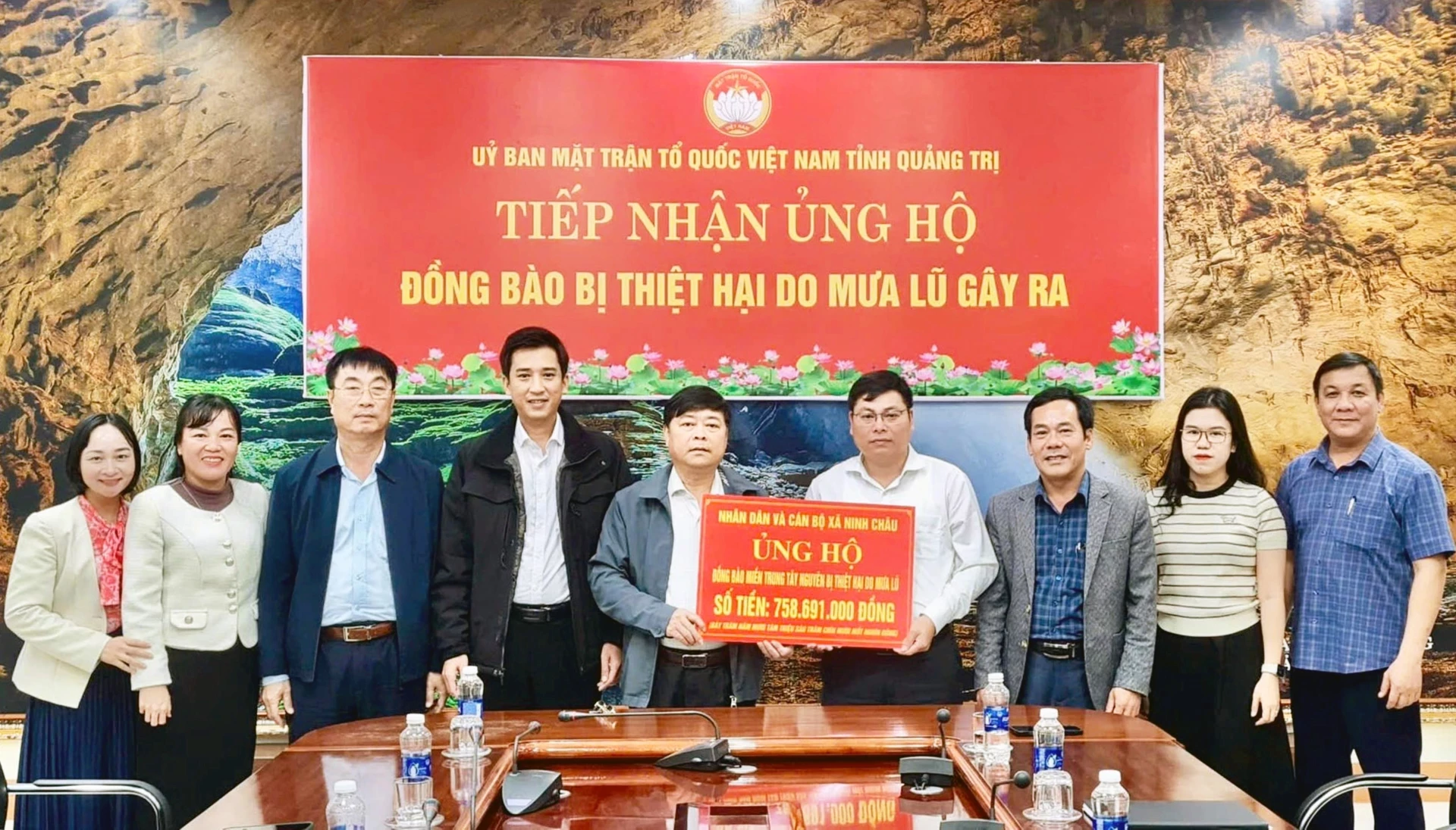 Quảng Trị: Tình người sẻ chia, ấm áp miền Trung – Tây Nguyên Nghĩa tình Quảng Trị hướng đến đồng bào miền Trung-Tây Nguyên