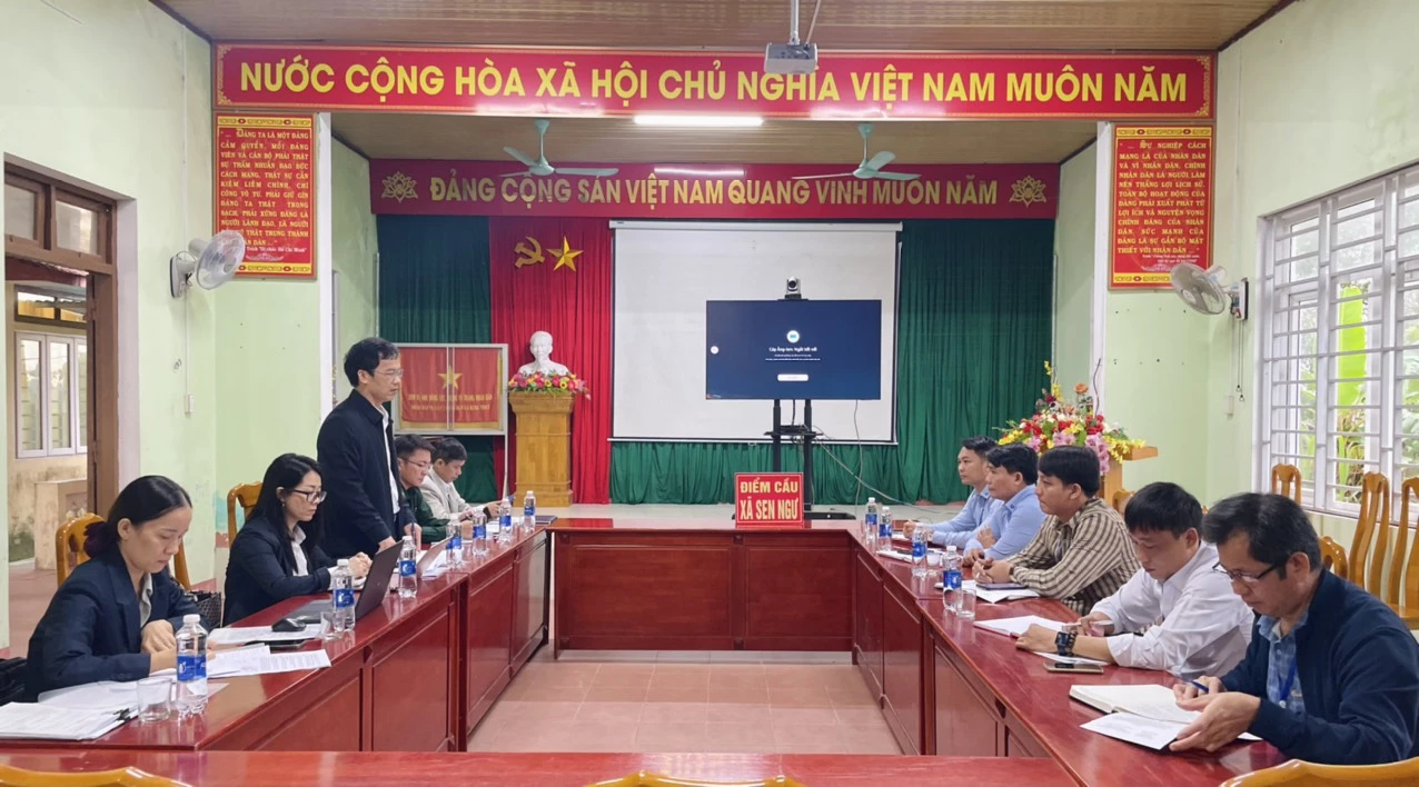 Đoàn kiểm tra liên ngành thực hiện rà soát công tác thi hành pháp luật tại một địa phương - Ảnh: T.L