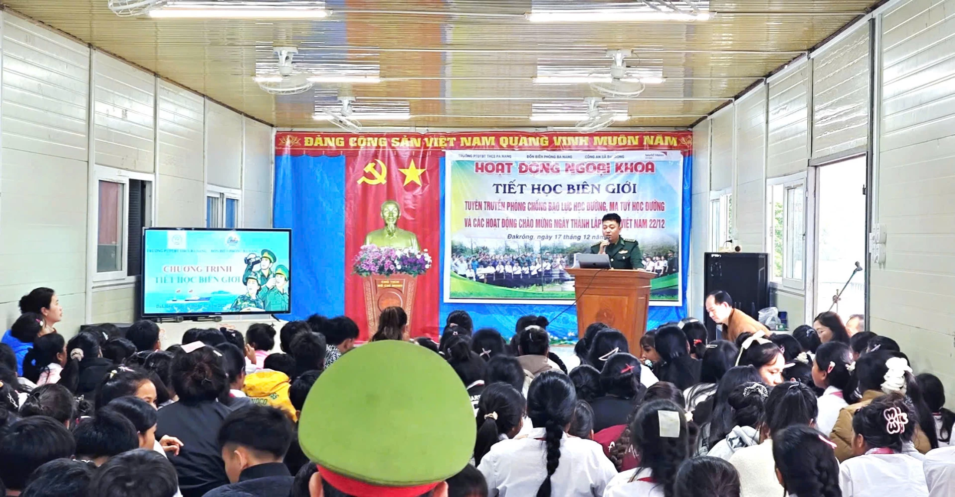 Lan tỏa tình yêu quê hương qua “Tiết học biên giới”