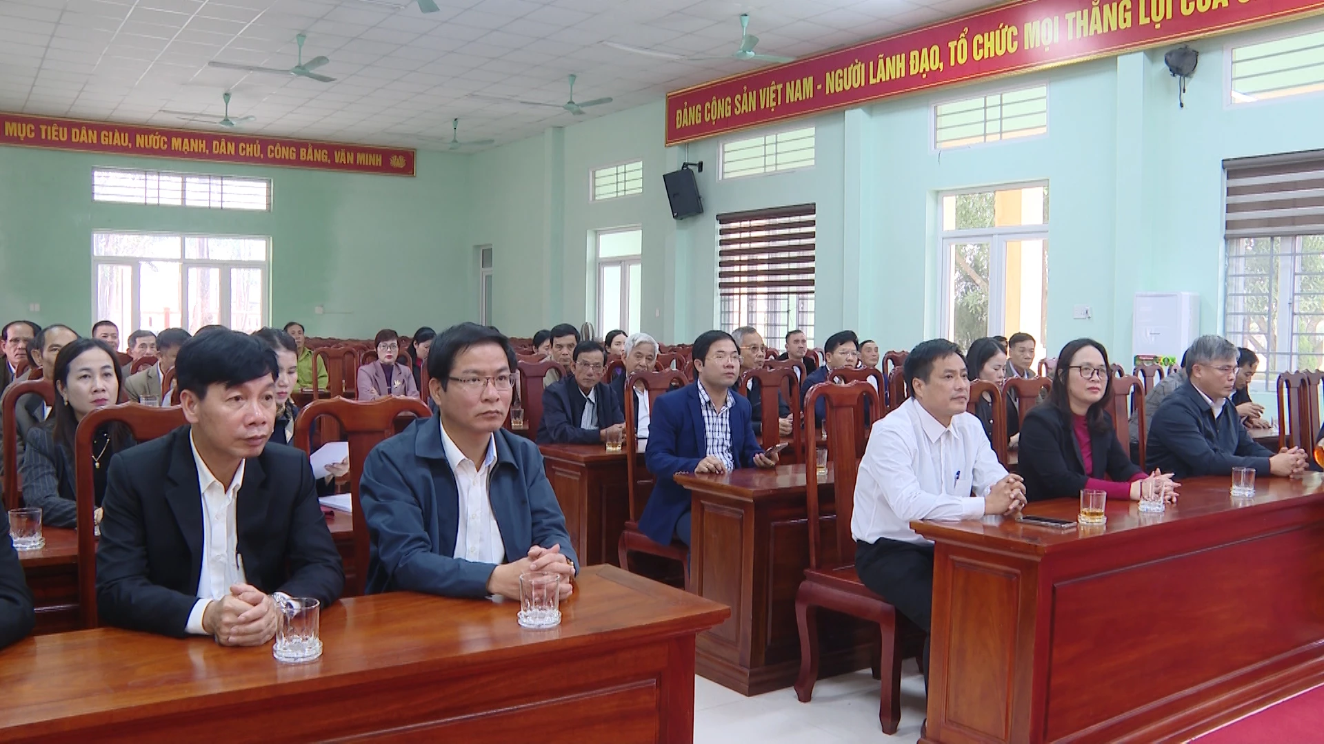 Xã Nam Trạch tiếp nhận ủng hộ người dân miền Trung-Tây Nguyên khắc phục hậu quả thiên tai