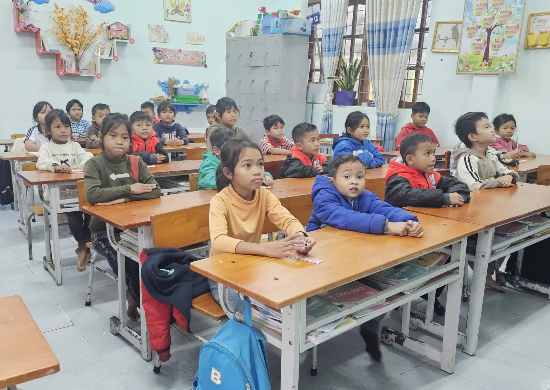 Các em học sinh Trường PTDTBT Tiểu học Kim Thủy trong một tiết học. Ảnh: B.T