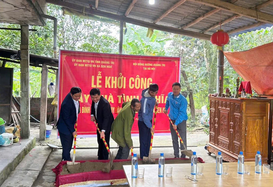 Mái ấm Tình nghĩa khởi công: Thắp sáng ước mơ hộ nghèo Sen Ngư Khởi công xây dựng nhà tình nghĩa cho hộ nghèo tại xã Sen Ngư