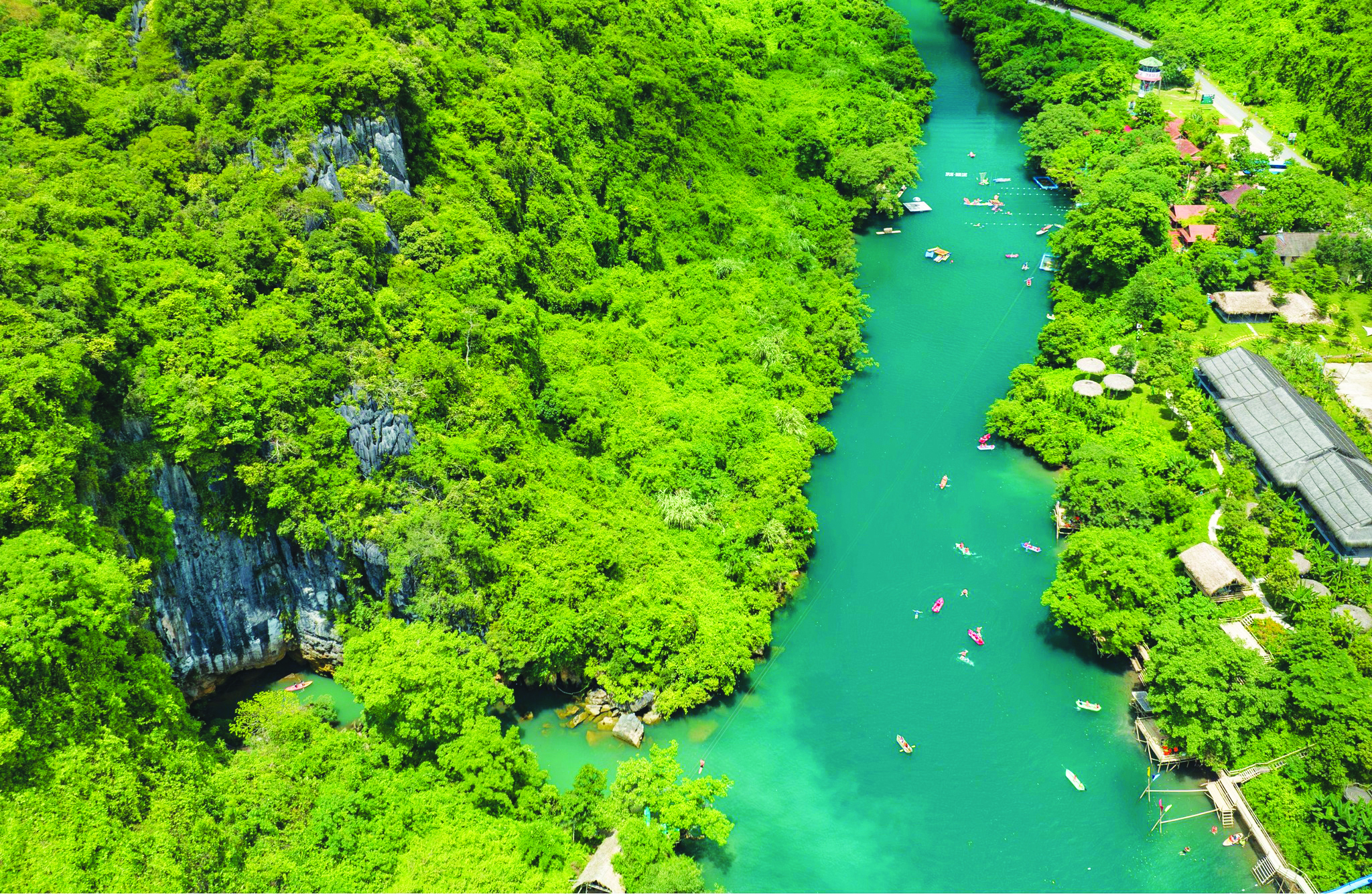 Việt Nam bứt phá: Điểm đến du lịch hàng đầu thế giới Khẳng định vị thế trên bản đồ du lịch thế giới