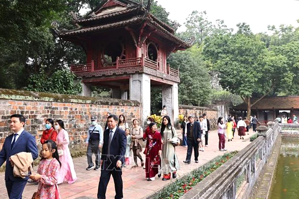 Du lịch Tết bùng nổ: Đón 14 triệu lượt khách Tết Nguyên đán Bính Ngọ: Du lịch khởi sắc, đón 14 triệu lượt khách