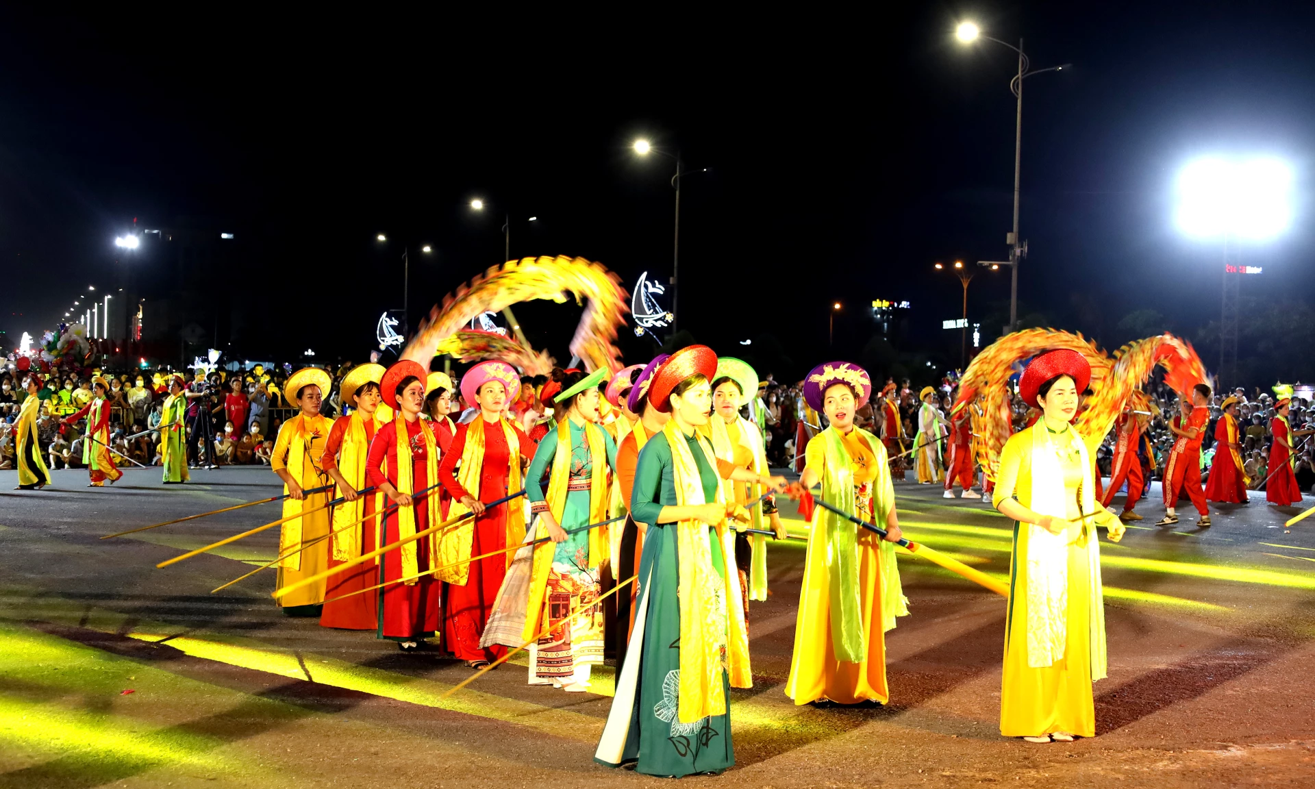 Đồng Hới mùa hè: Thiên đường biển đẹp nhất Quảng Bình Đồng Hới mùa biển gọi