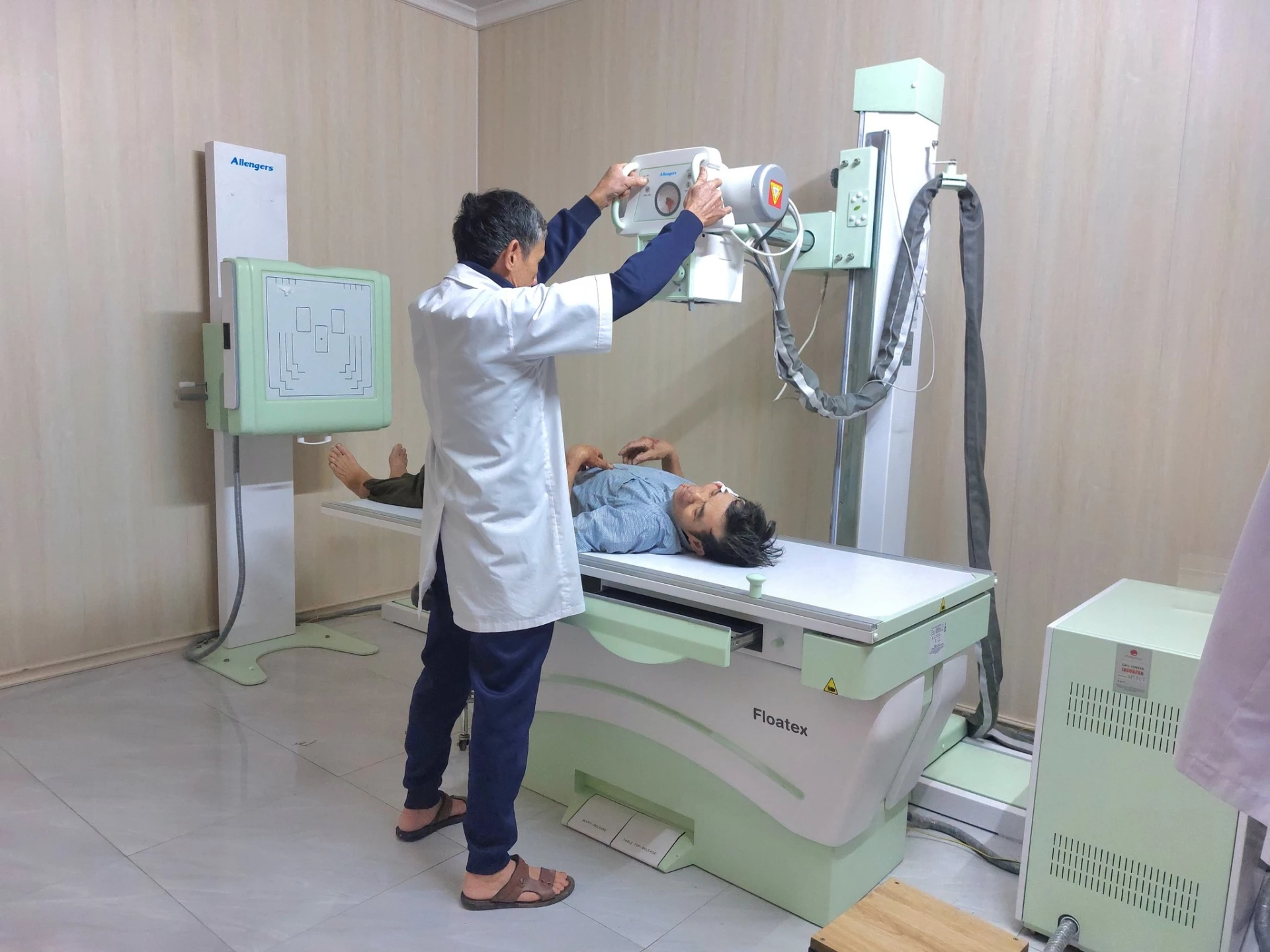 Cơ sở vật chất, trang thiết bị y tế hiện đại tại phòng khám