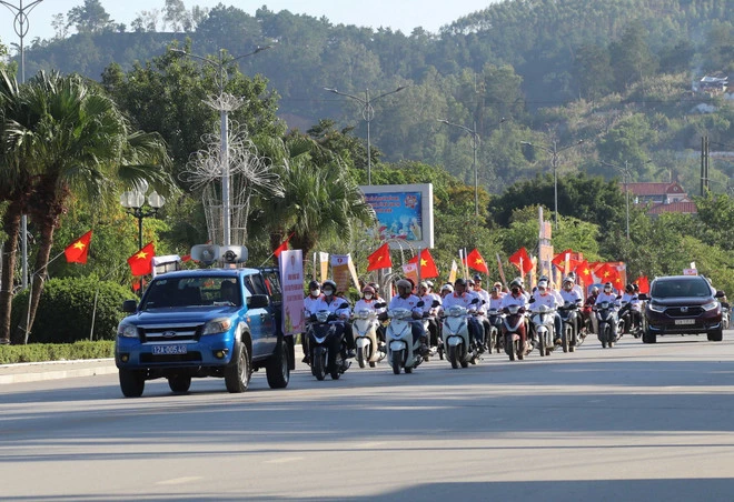 Lễ phát động Tháng hành động Vì bình đẳng giới và phòng ngừa, ứng phó với bạo lực trên cơ sở giới năm 2025 tại Lạng Sơn. (Ảnh: Quang Duy/TTXVN)