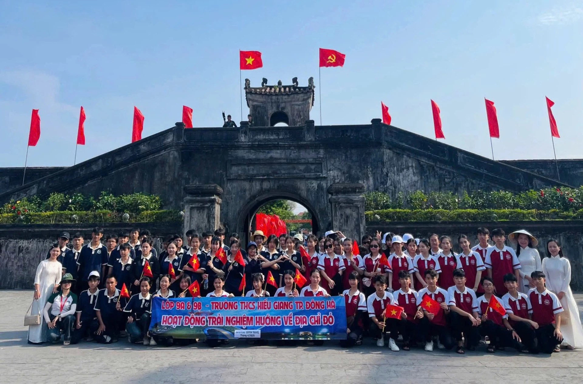 Di tích quốc gia đặc biệt Thành Cổ Quảng Trị là một trong những địa chỉ mà Sepon Travel lựa chọn tổ chức cho học sinh tham quan học tập - Ảnh: Đ.V.C.C