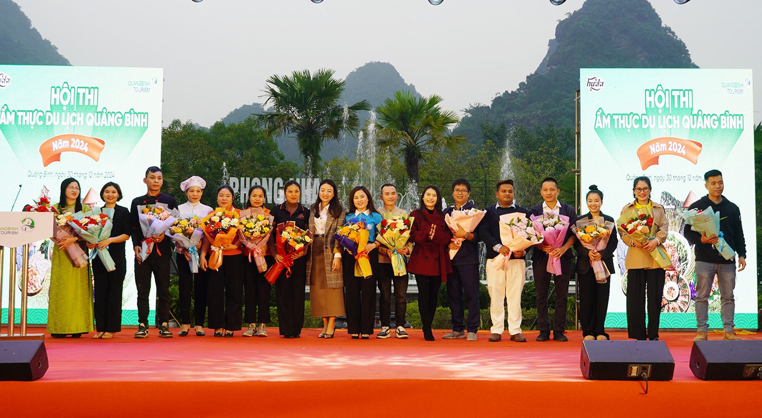 Quảng Bình: Bùng nổ đại tiệc ẩm thực du lịch, tinh hoa hương vị xứ Quảng 16 đội tranh tài tại hội thi ẩm thực du lịch Quảng Bình