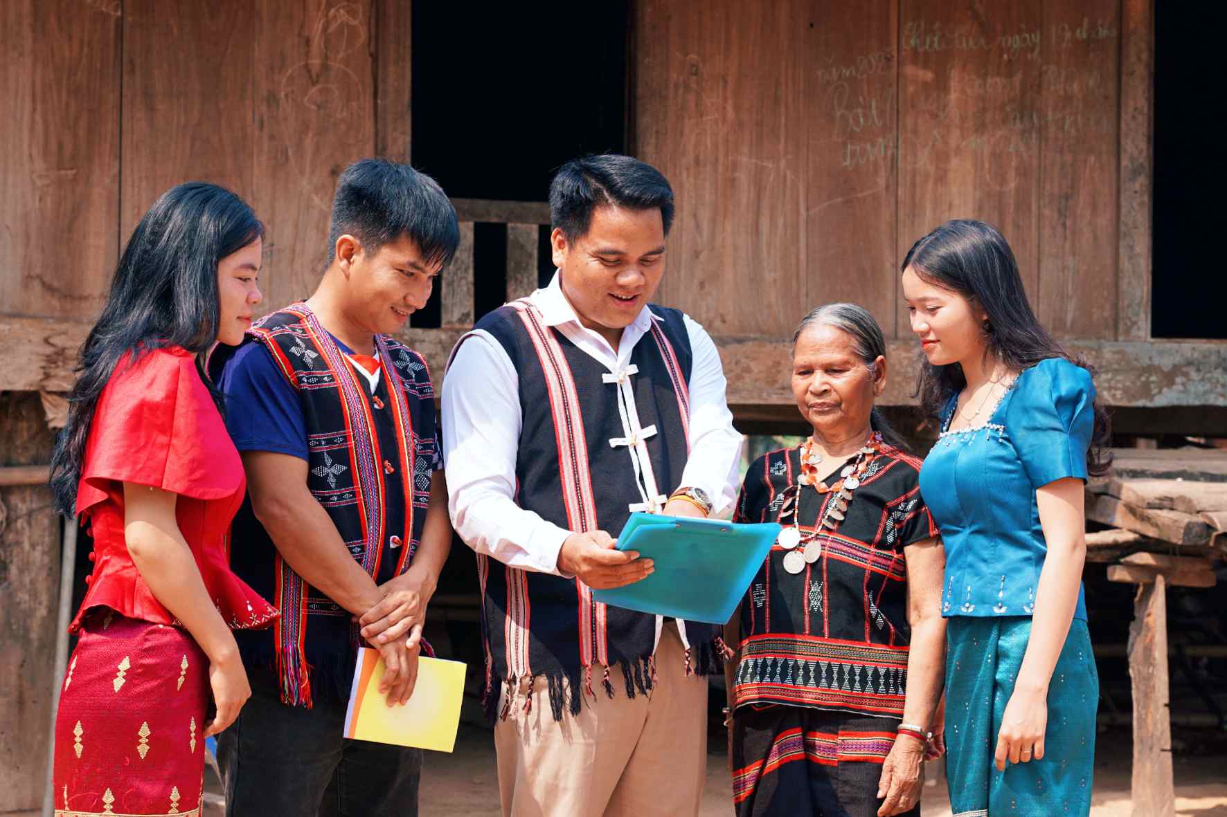 Lòng dân: Điểm tựa vững chắc của biên cương Điểm tựa của lòng dân nơi biên giới