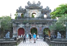 Du lịch Việt Nam bùng nổ: 2 triệu khách quốc tế 3 tháng liên tiếp Khách quốc tế đến Việt Nam vượt mốc 2 triệu lượt tháng thứ 3 liên tiếp