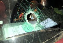 Nhiều xe tải vỡ kính khi lưu thông trên cao tốc đoạn qua tỉnh Quảng Trị