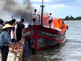 Cháy tàu cá neo đậu tại cảng, thiệt hại khoảng 800 triệu đồng