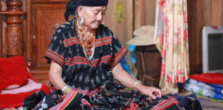 Sắc màu của núi