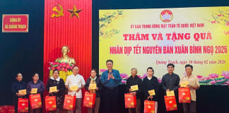 Lan tỏa tinh thần 'Nối vòng tay nhân ái'