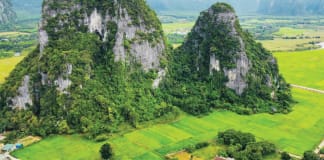 Người khai khẩn vùng quê cách mạng