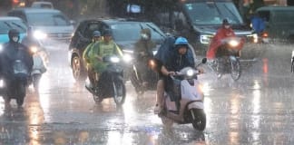 Miền Bắc đối mặt mưa lớn 80mm: Cảnh báo lũ quét, sạt lở! Thời tiết ngày 9/6: Cảnh báo nguy cơ mưa trên 80mm tại Bắc Bộ và Bắc Trung Bộ
