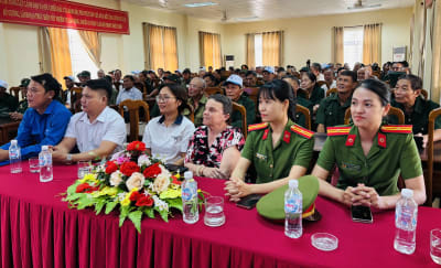 Chương trình 'Tuổi trẻ tiếp bước bản hùng ca bất tử' tri ân người có công