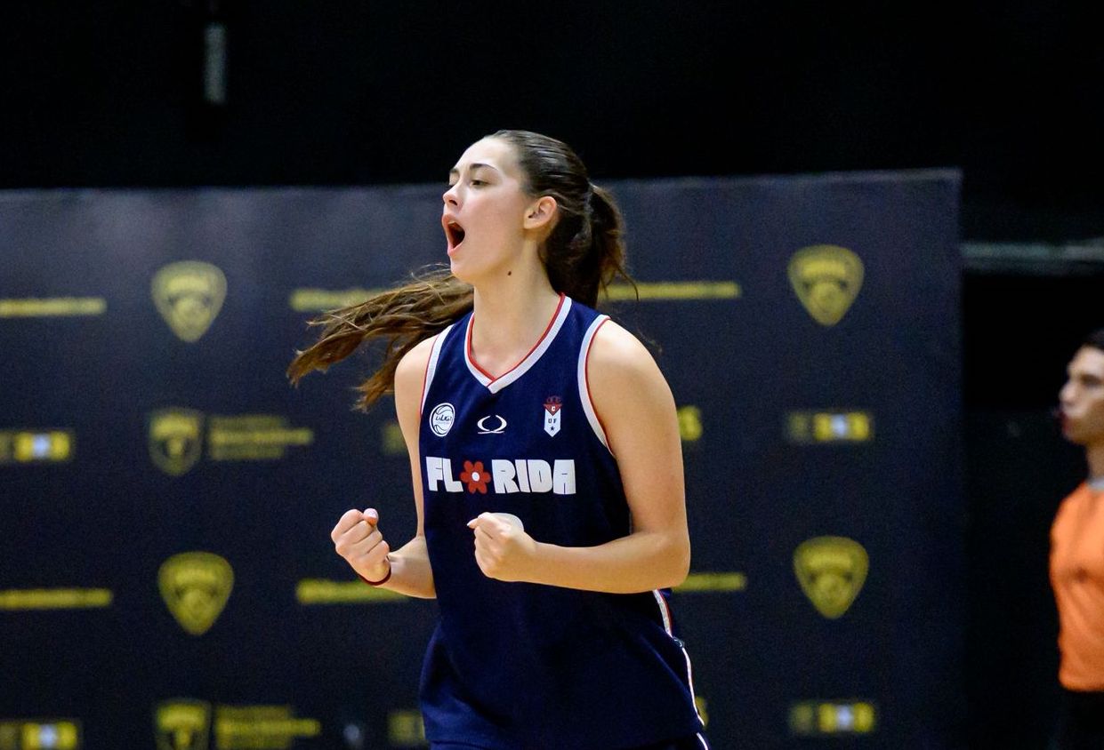 Estoy muy contenta, trabajo todos los días para este momento