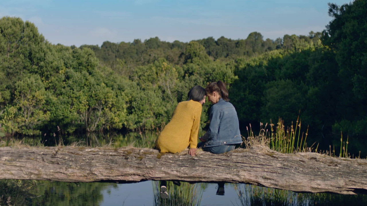 Fotograma de Vendrá la muerte y tendrá tus ojos (2020)