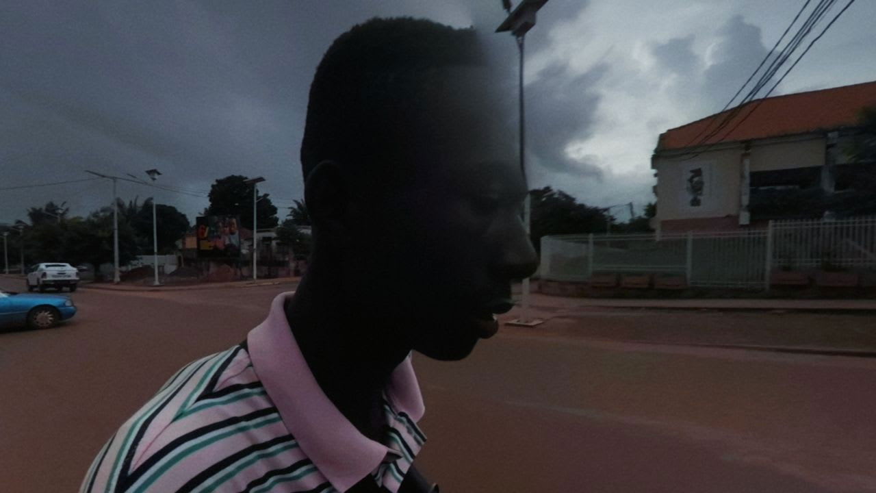 Fotograma de Parsi (2019)