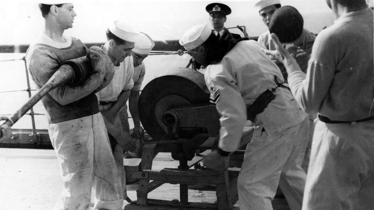 Fotograma de La muchachada de a bordo (1936)