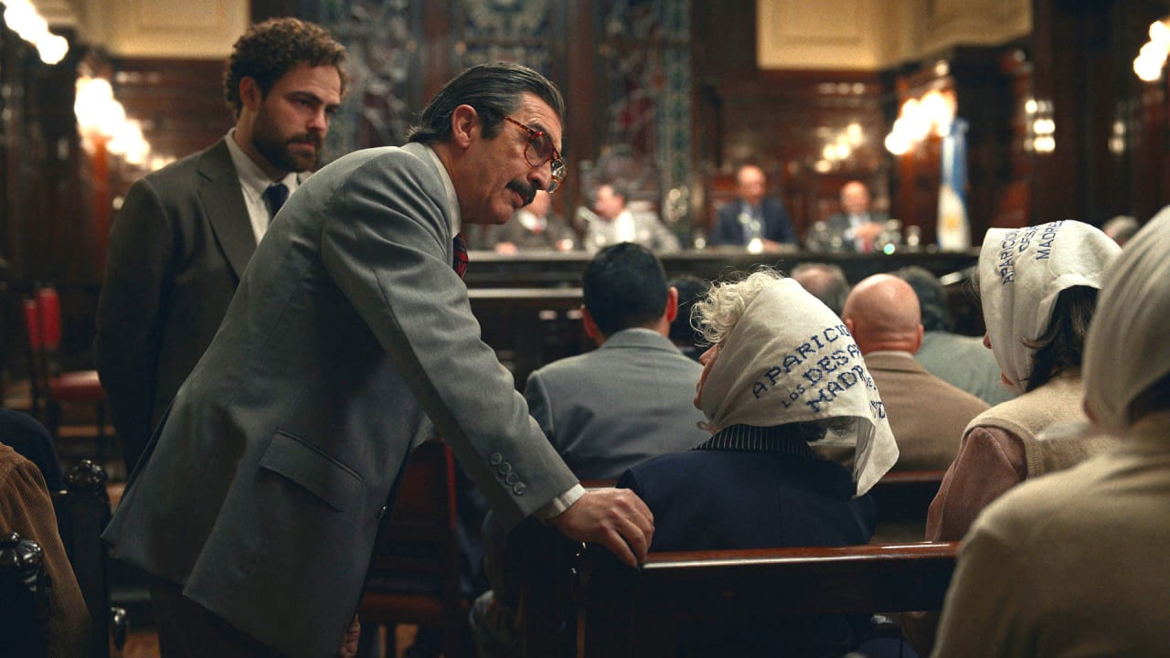 Peter Lanzani y Ricardo Darín en Argentina, 1985 (2022)