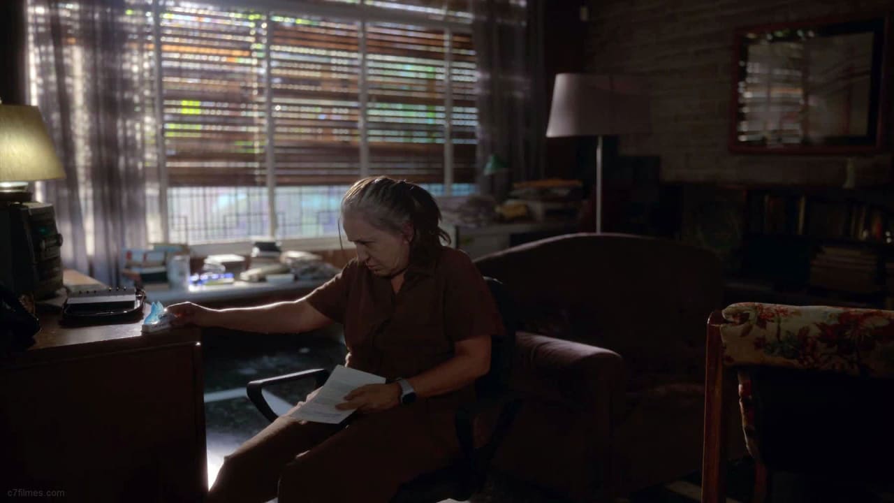 Fotograma de Elena sabe (2023)