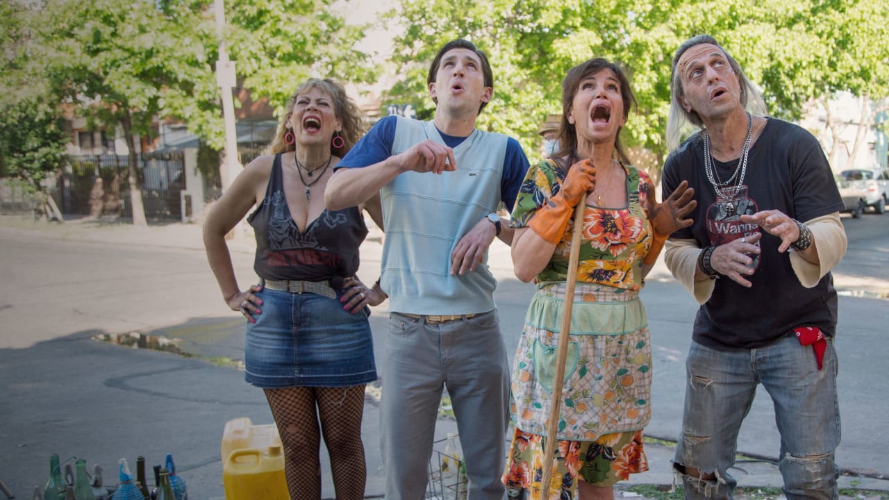 Fotograma de Más respeto que soy tu madre (2022)